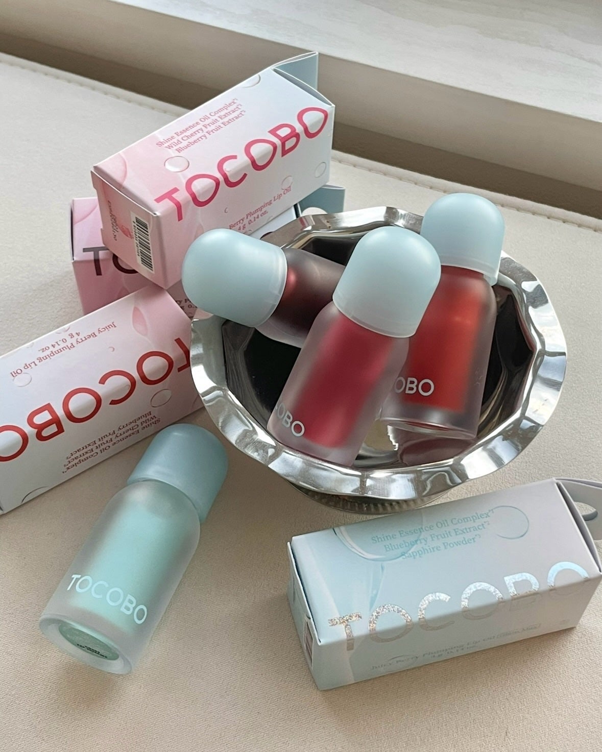 c_lifejp on LIPS 「気になってたコスメブランドTOCOBOプランピングリップオイル..」(3枚目)