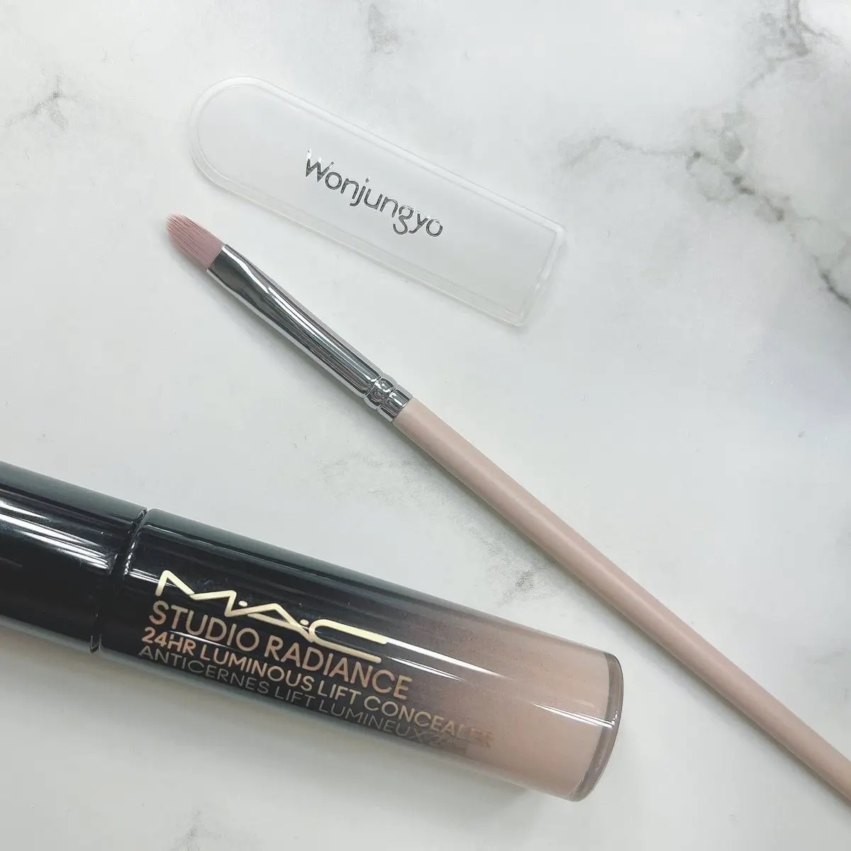 コンシーラーブラシ P/ADDICTION/メイクブラシを使ったクチコミ（1枚目）