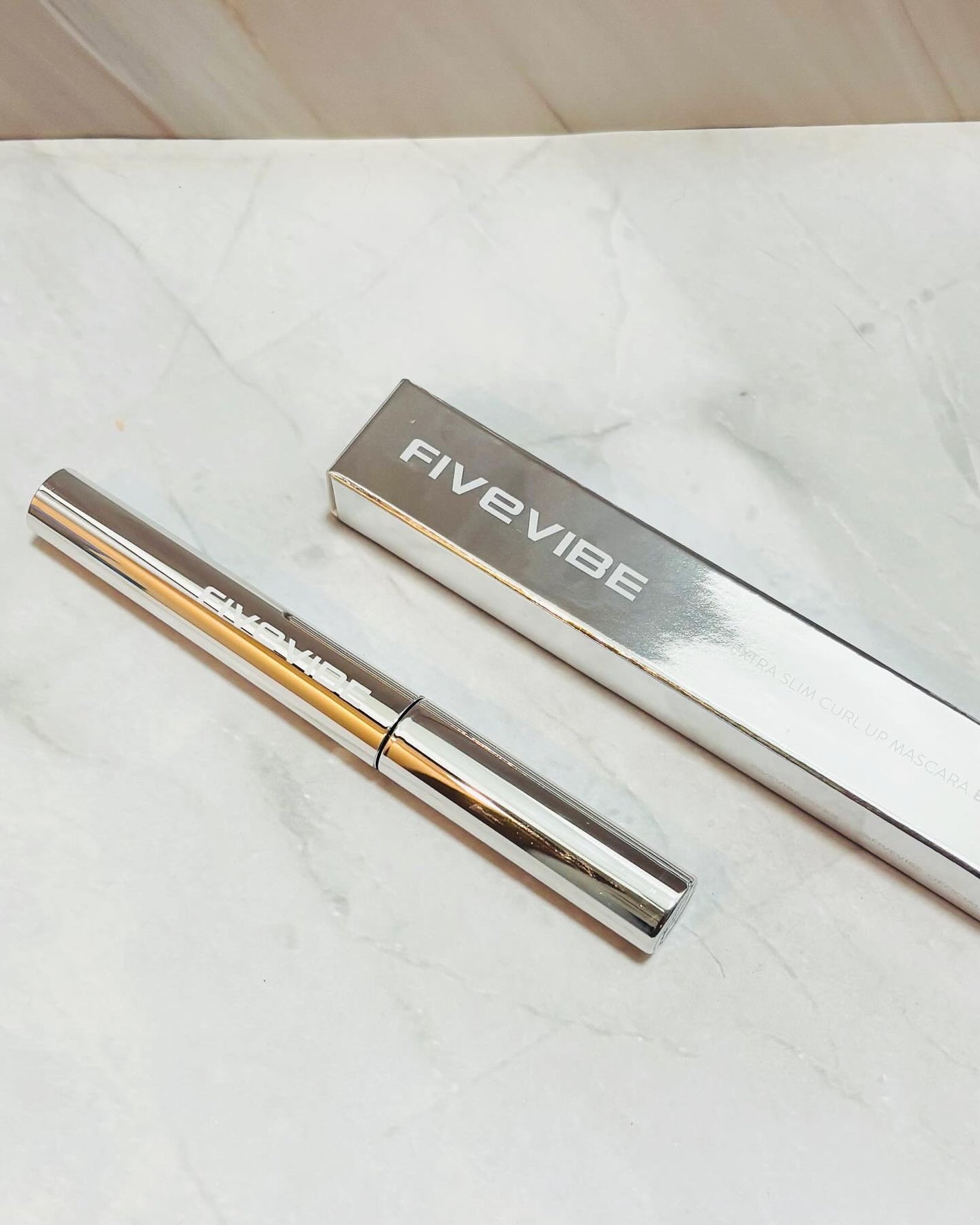 saya on LIPS 「FIVEVIBEエクストラスリムカールアップマスカラBLACK..」(4枚目)