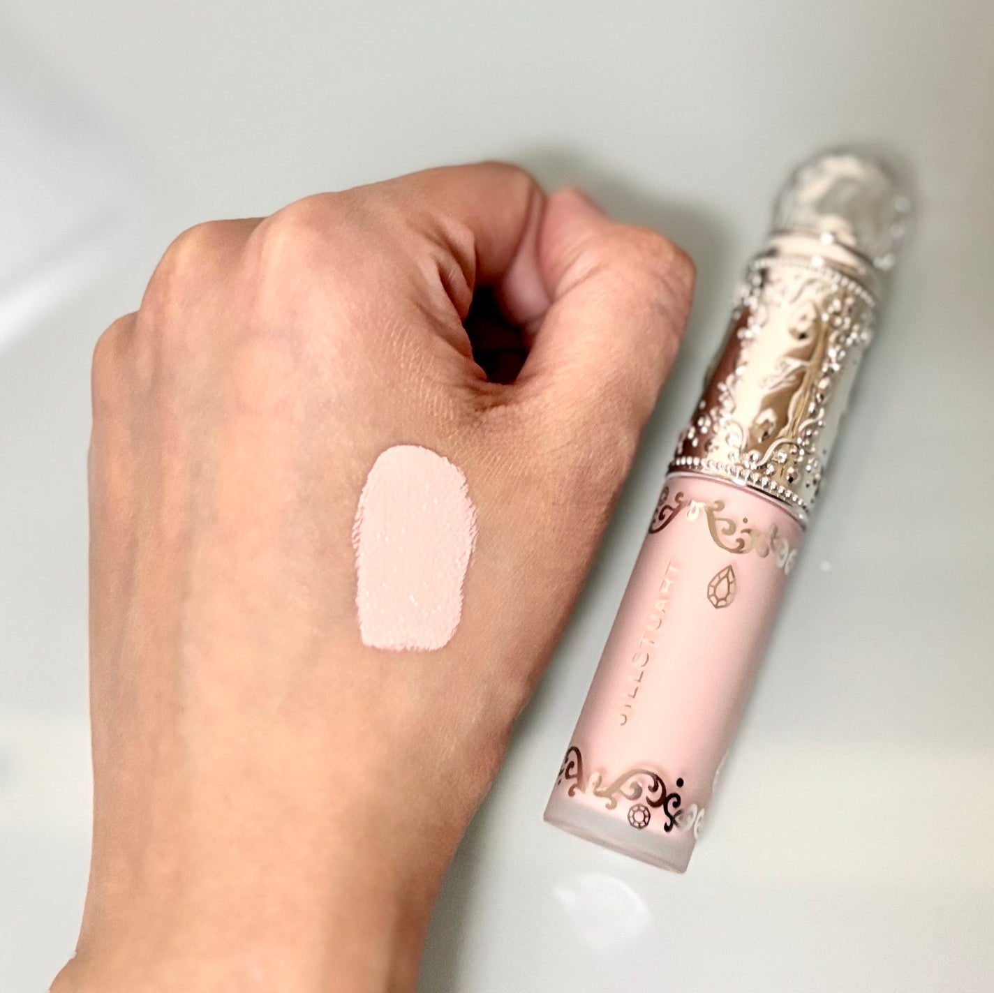 ダイヤモンドティップス コンシーラー<カバータイプ>/JILL STUART/リキッドコンシーラーを使ったクチコミ(4枚目)