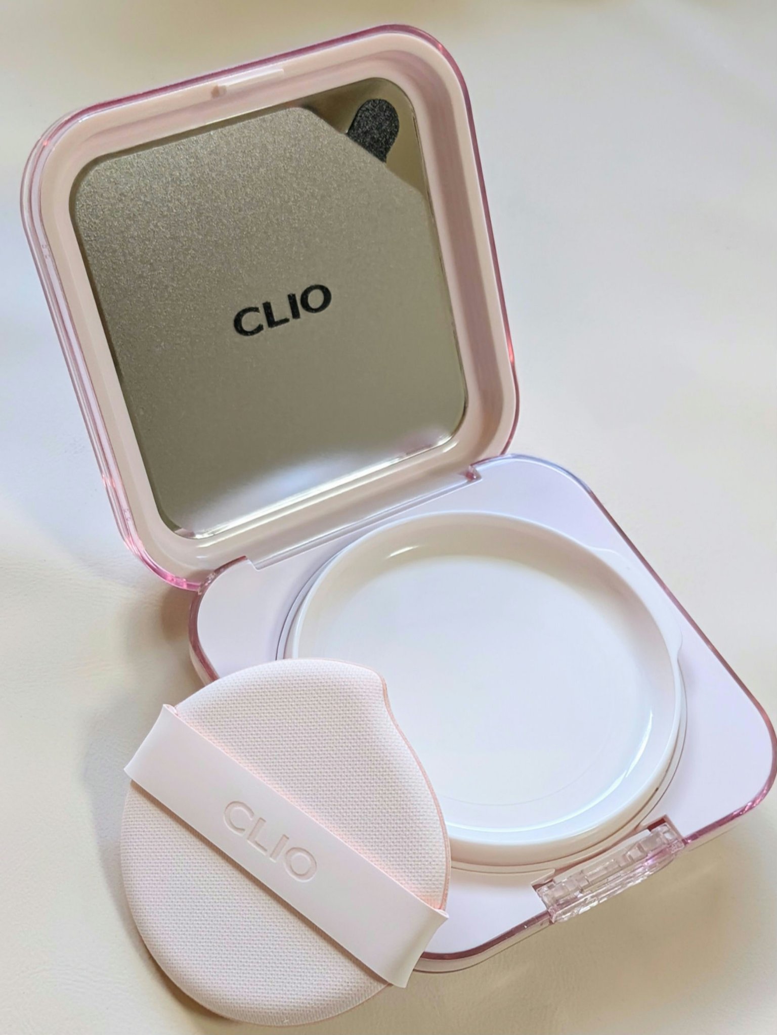 キルカバー メッシュ グロウ エッセンシャル クッション/CLIO/クッションファンデーションを使ったクチコミ（2枚目）