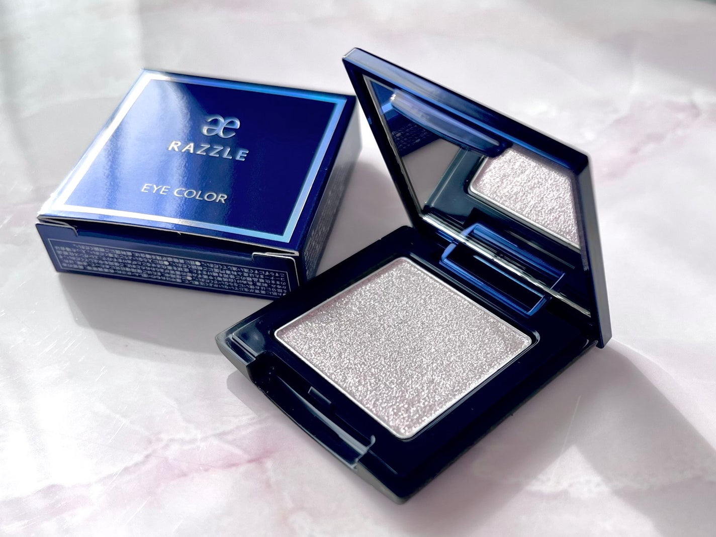 ラズル アイカラー/エレガンス ラズル /単色アイシャドウを使ったクチコミ(2枚目)