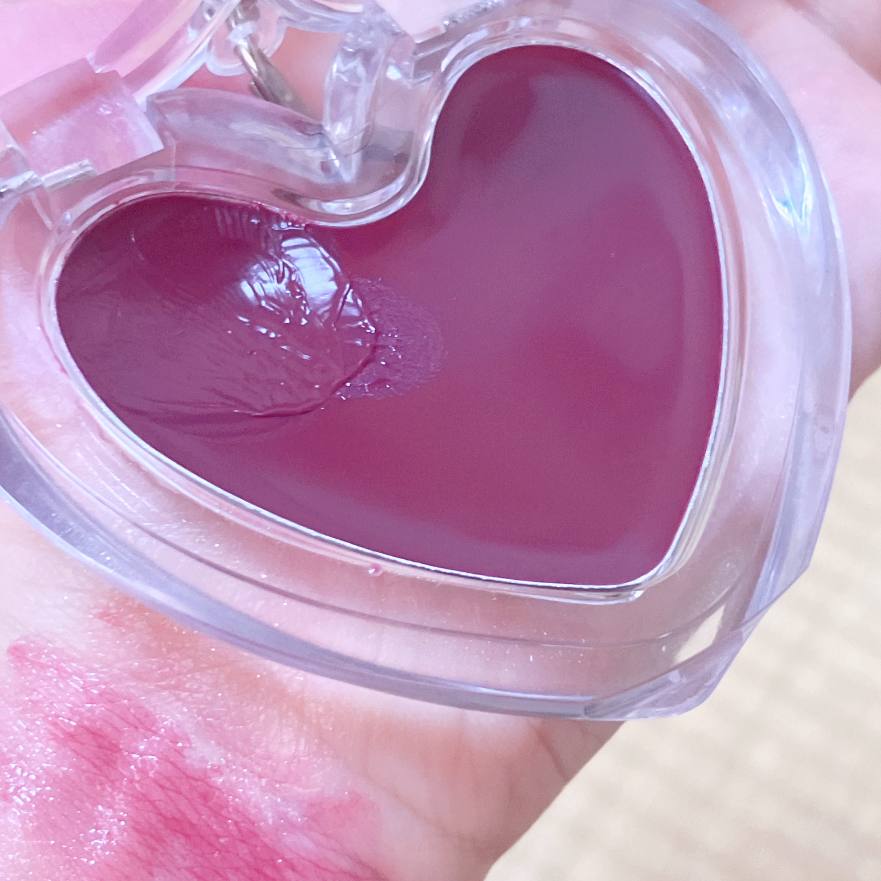 グロウ フィクシングティント レッドサングリア/ETUDE/リップティントを使ったクチコミ（2枚目）