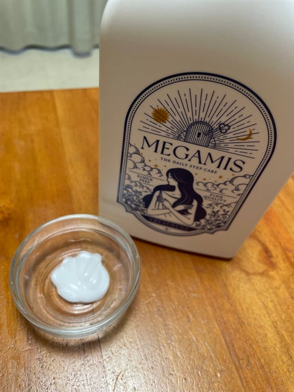 もふ on LIPS 「MEGAMISから商品提供を頂きました。毎日のケアで女神級にま..」(5枚目)