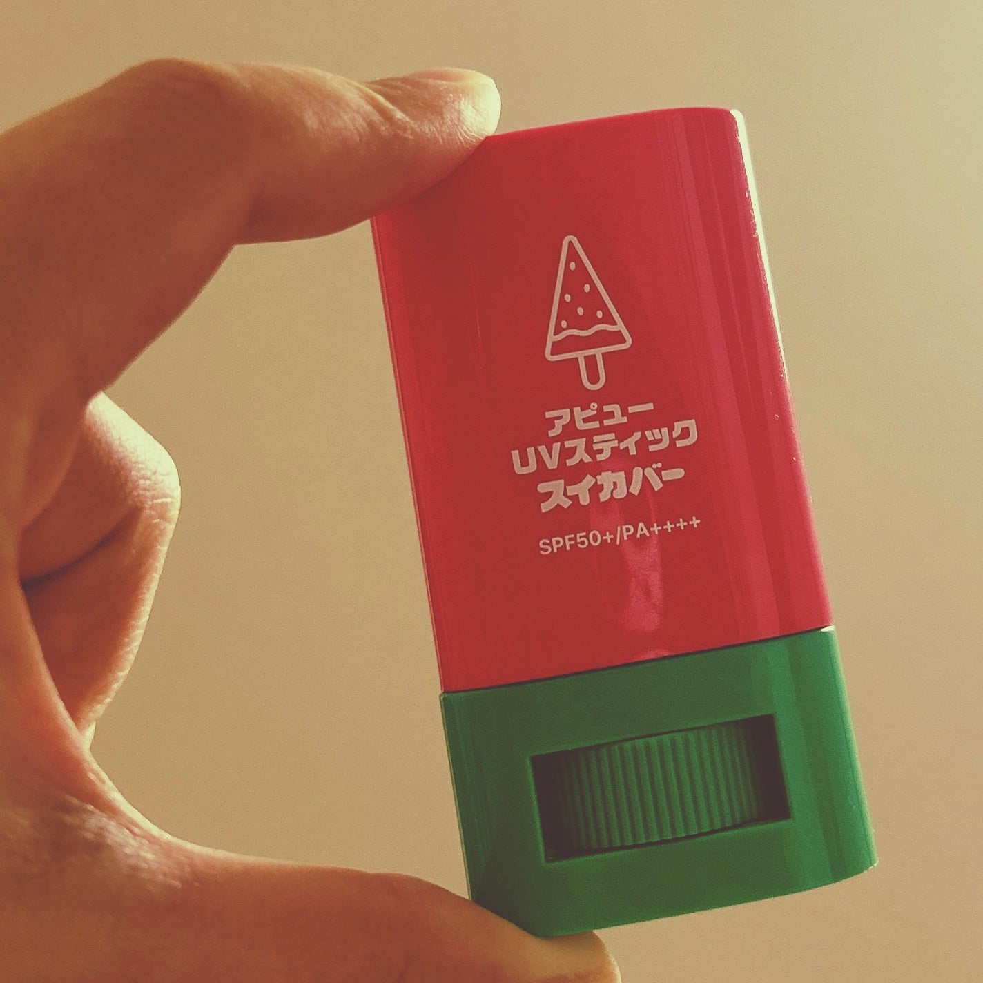 アピュー ジューシーパン UVスティック/A’pieu/日焼け止め・UVケアを使ったクチコミ(1枚目)