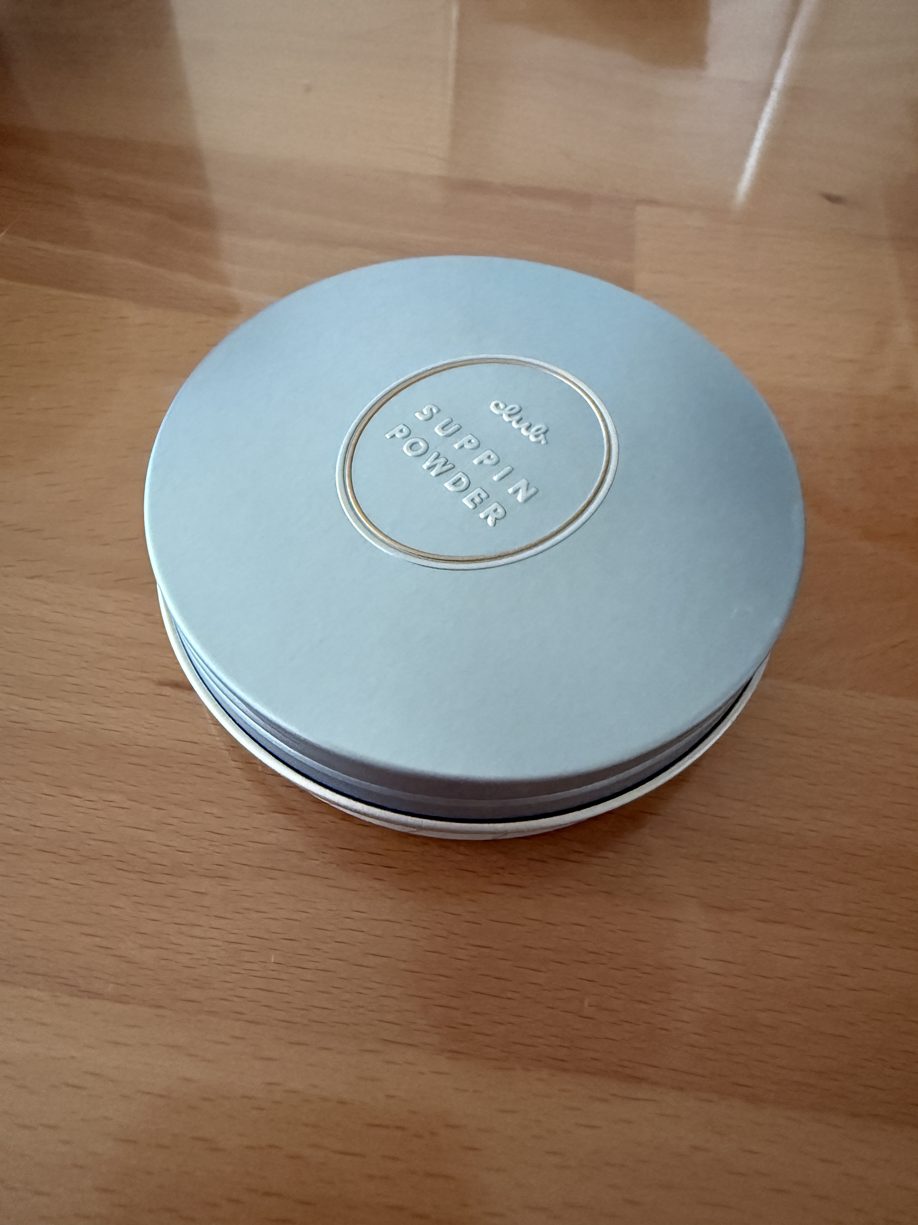 すっぴん ホワイトニングパウダーA 26g/クラブ/プレストパウダーを使ったクチコミ（1枚目）