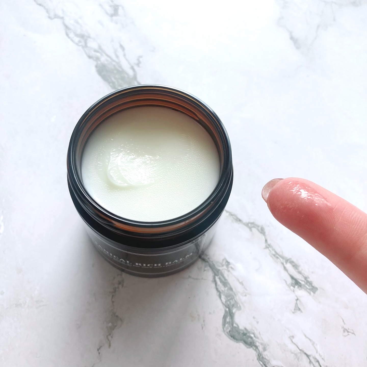 ボタニカルリッチバーム/oggi otto/ヘアバームを使ったクチコミ（2枚目）