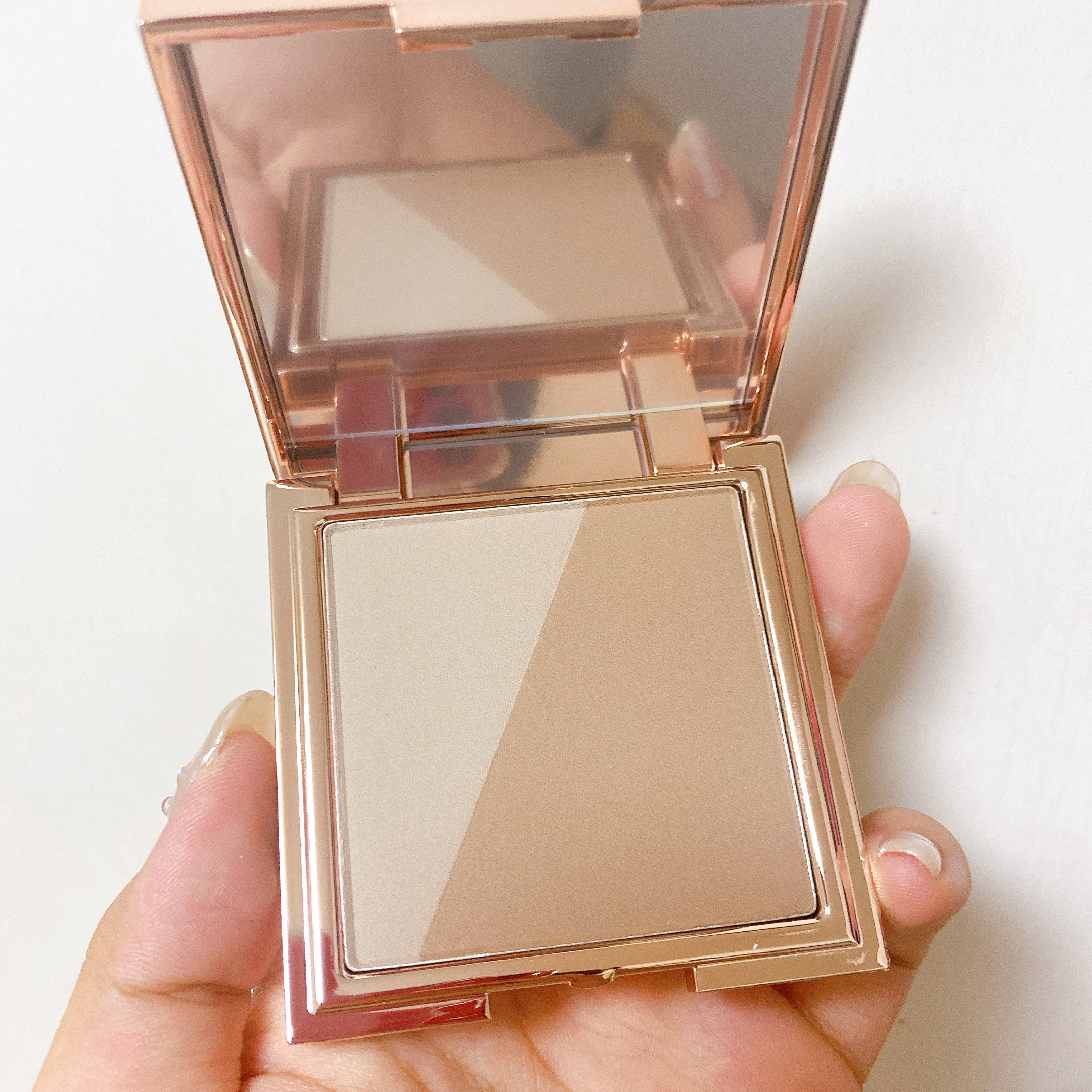 DEAR DAHLIA スキンシルエットコントゥアデュオのクチコミ「\DEAR DAHLIA スキンシルエットコントゥアデュオ/

MODERN モダン

NEU.....」（2枚目）