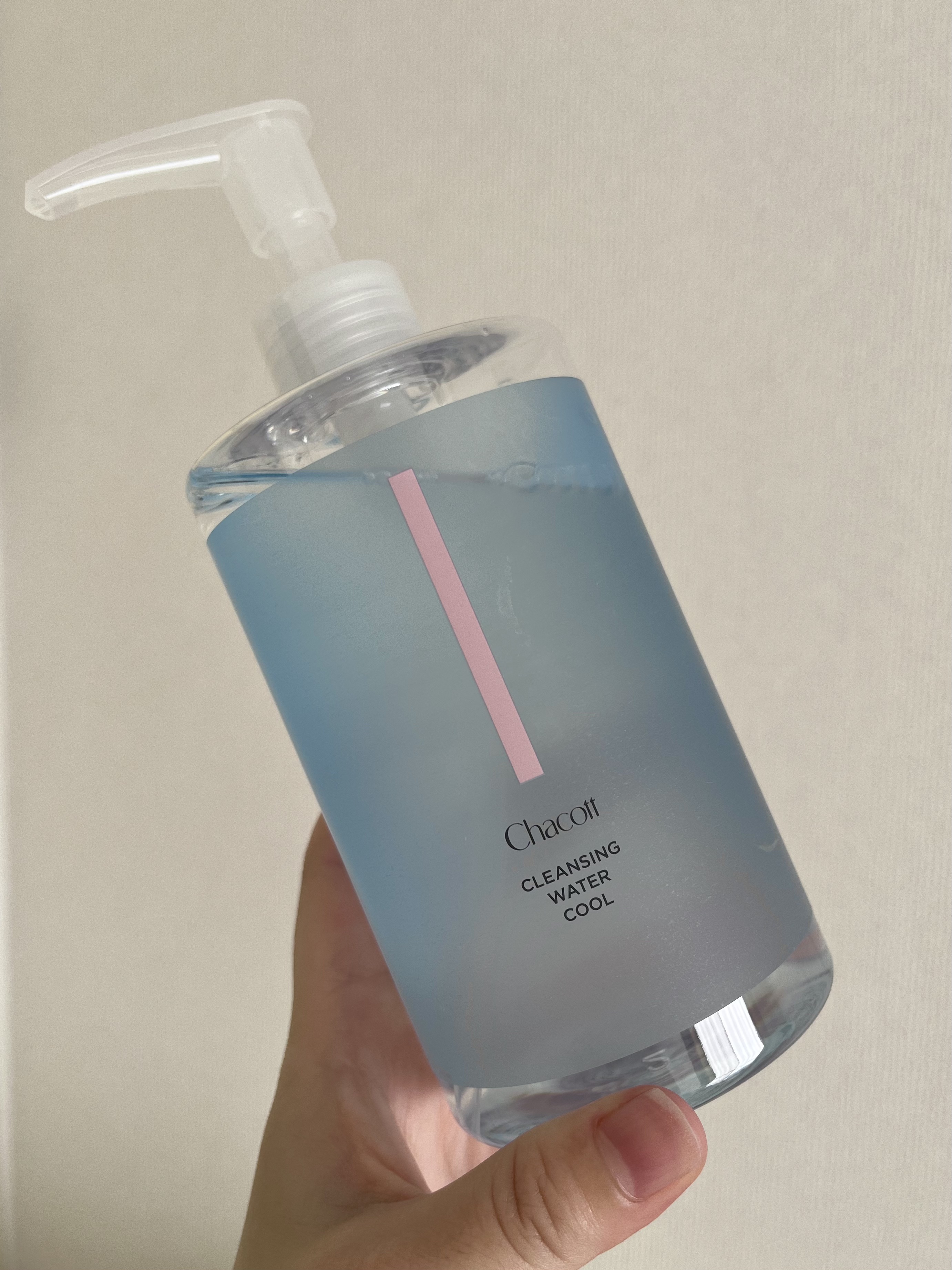 ✼••┈┈••✼••┈┈••✼••┈┈••✼••┈┈••✼
チャコット・コスメティクス
クレンジングウォータークール
¥1,320(税込)
✼••┈┈••✼••┈┈••✼••┈┈••✼••┈┈••✼

人気のチャコットの拭き取り、化粧水にク