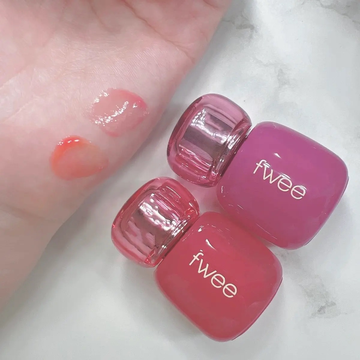 フィー 3Dボリューミングティント/fwee/リップティントを使ったクチコミ（1枚目）