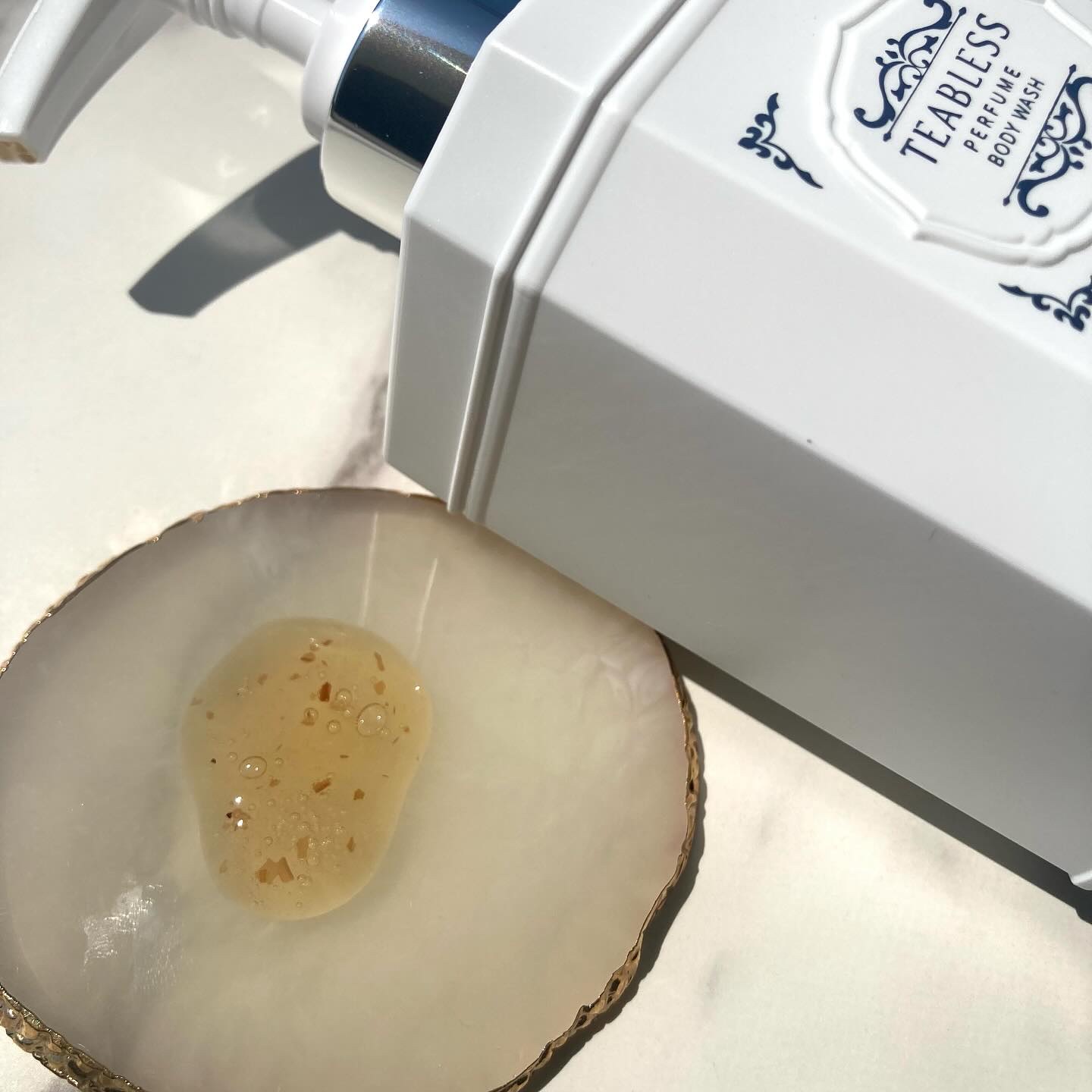 パフュームボディウォッシュ リリームスクホワイトティー/TEABLESS/ボディソープを使ったクチコミ（3枚目）