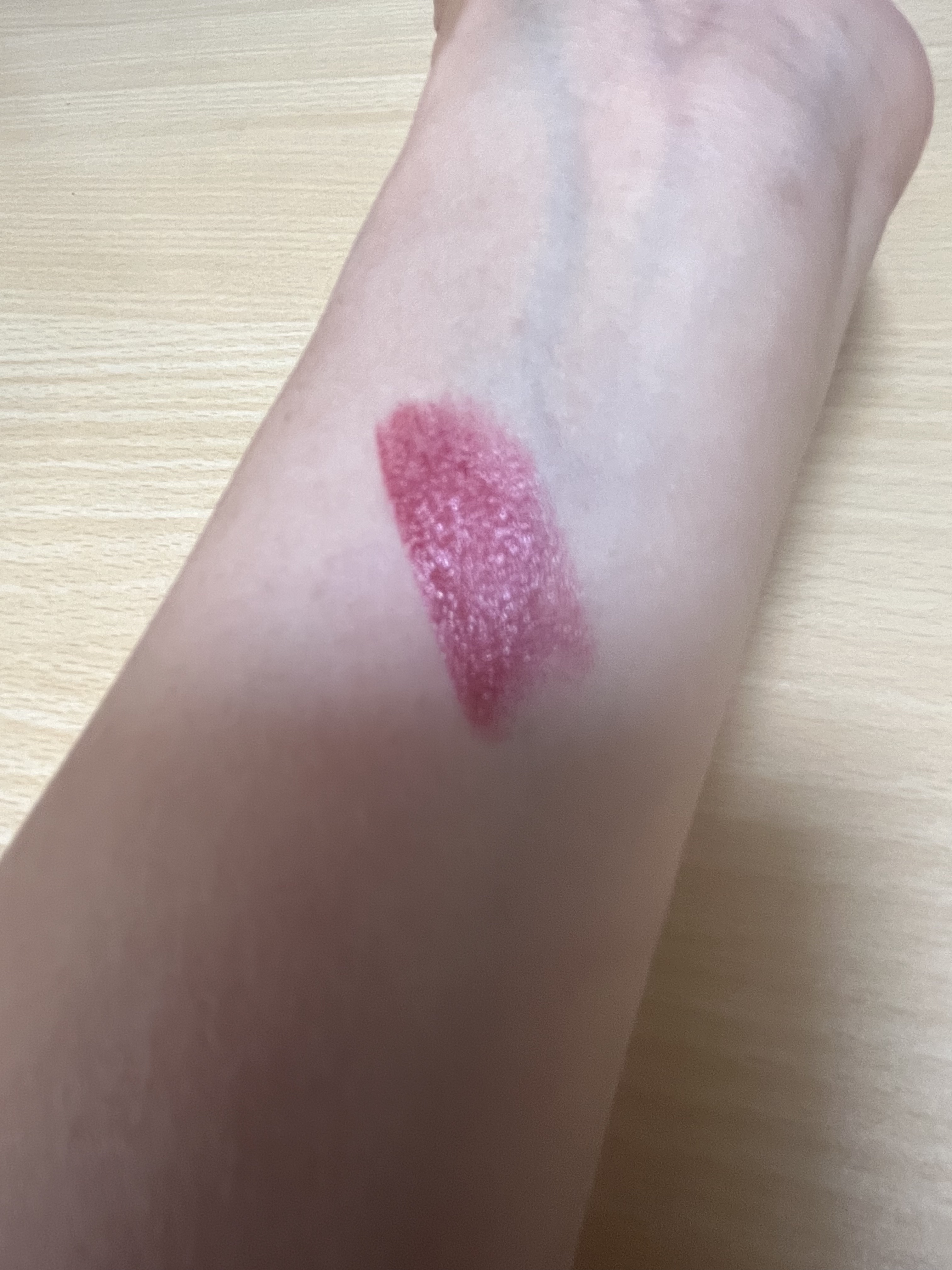 ルナソル フュージングカラーリップス 06 Ruby Glint/LUNASOL/口紅を使ったクチコミ（2枚目）