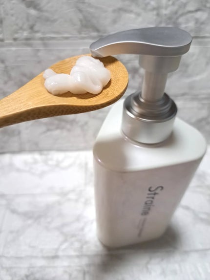 ストレートシャンプー/ストレートトリートメント ホワイトブロッサムの香り/Straine/市販シャンプーを使ったクチコミ(5枚目)