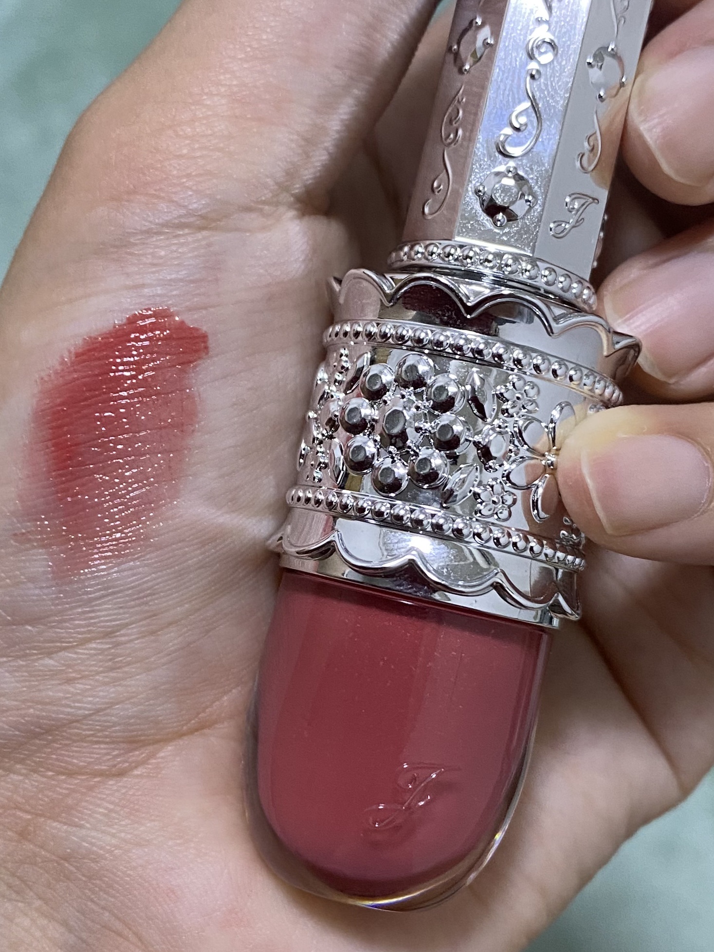 リップラッカー　ブルーミングガーランド 102 heroine rose/JILL STUART/口紅を使ったクチコミ（1枚目）