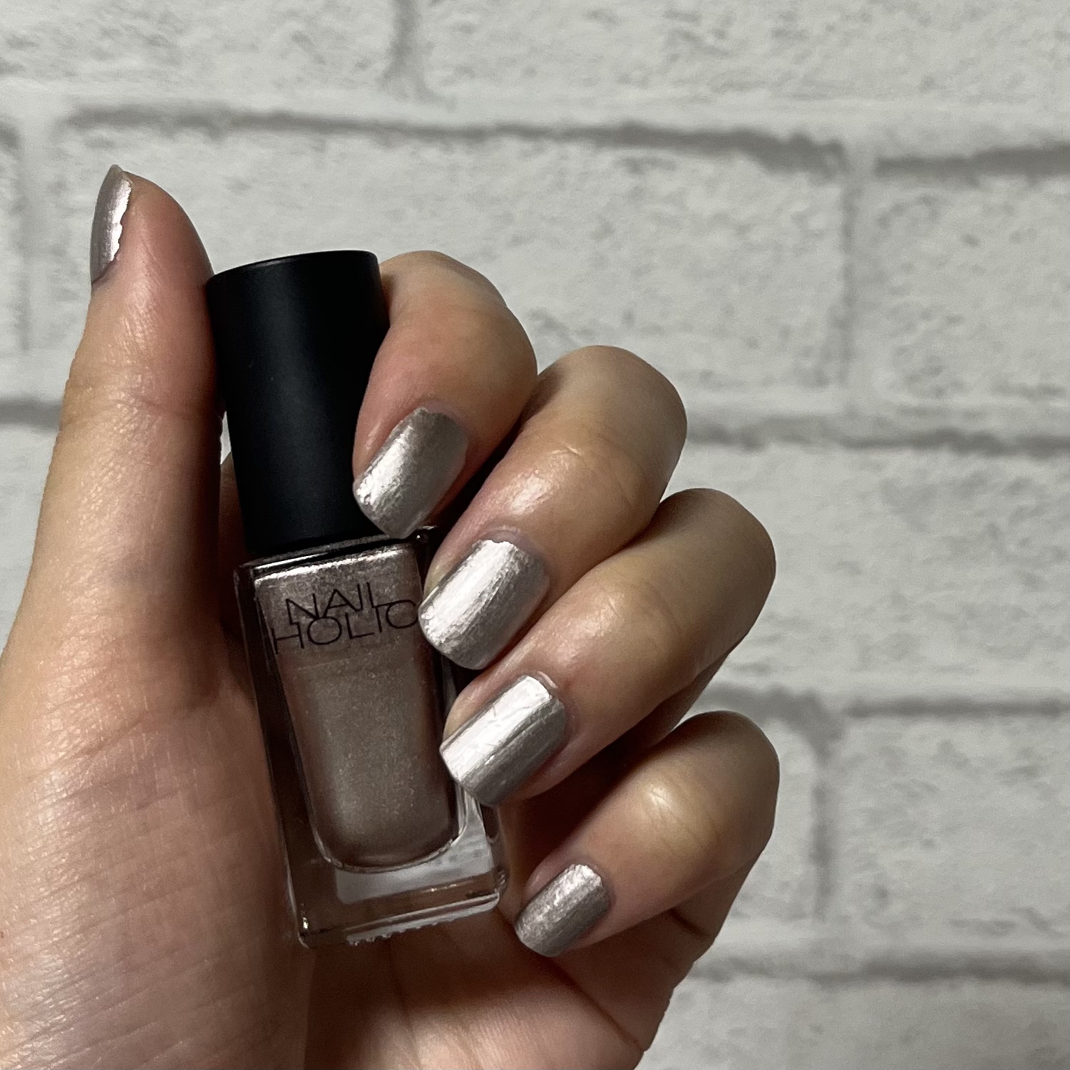 ネイルホリック Future Metal/ネイルホリック/マニキュアを使ったクチコミ（3枚目）