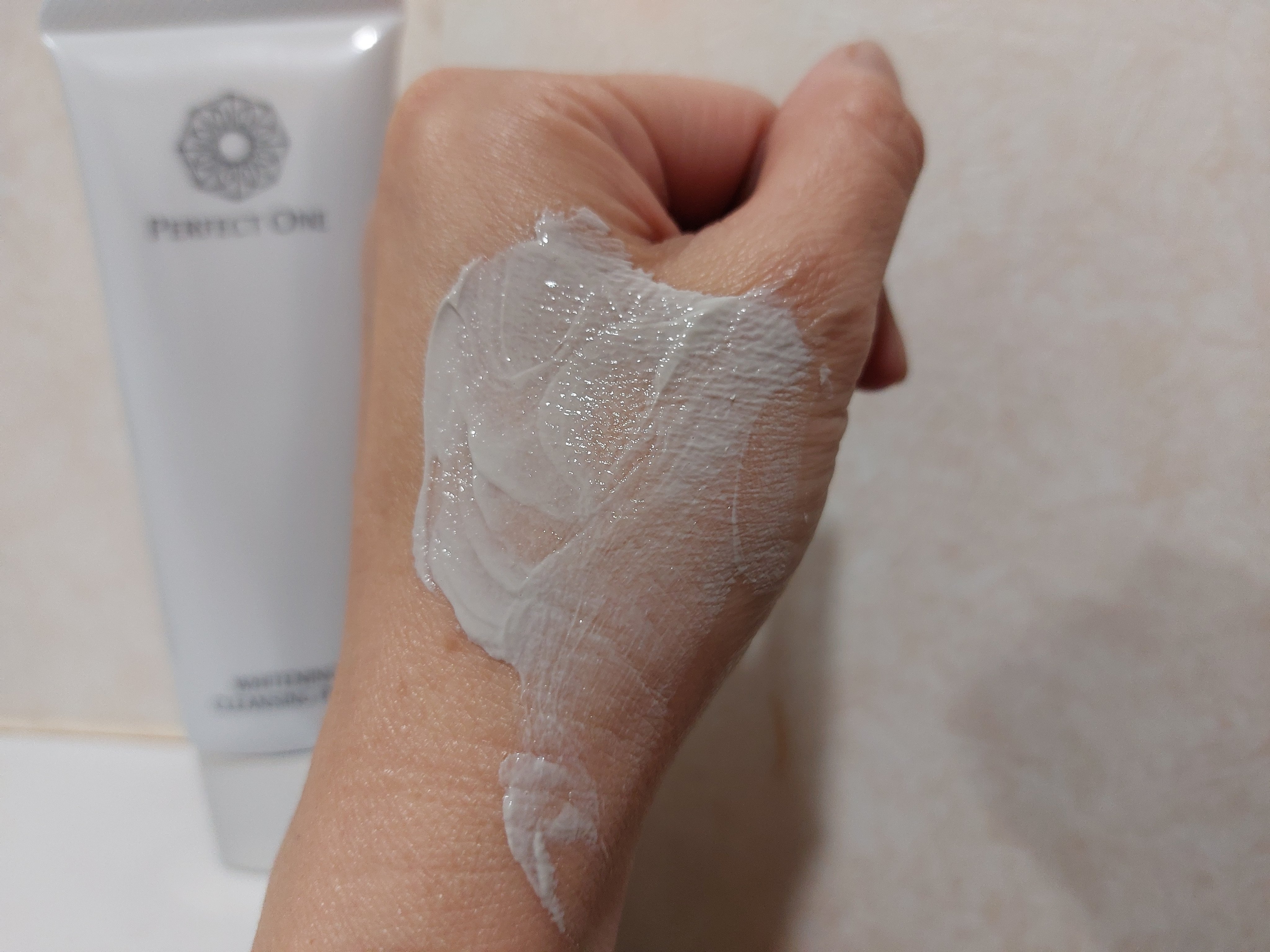 薬用ホワイトニングクレンジングパック/パーフェクトワン/洗い流すパック・マスクを使ったクチコミ（3枚目）