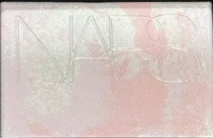 ライトリフレクティング プリズマティックパウダー/NARS/プレストパウダーを使ったクチコミ(2枚目)