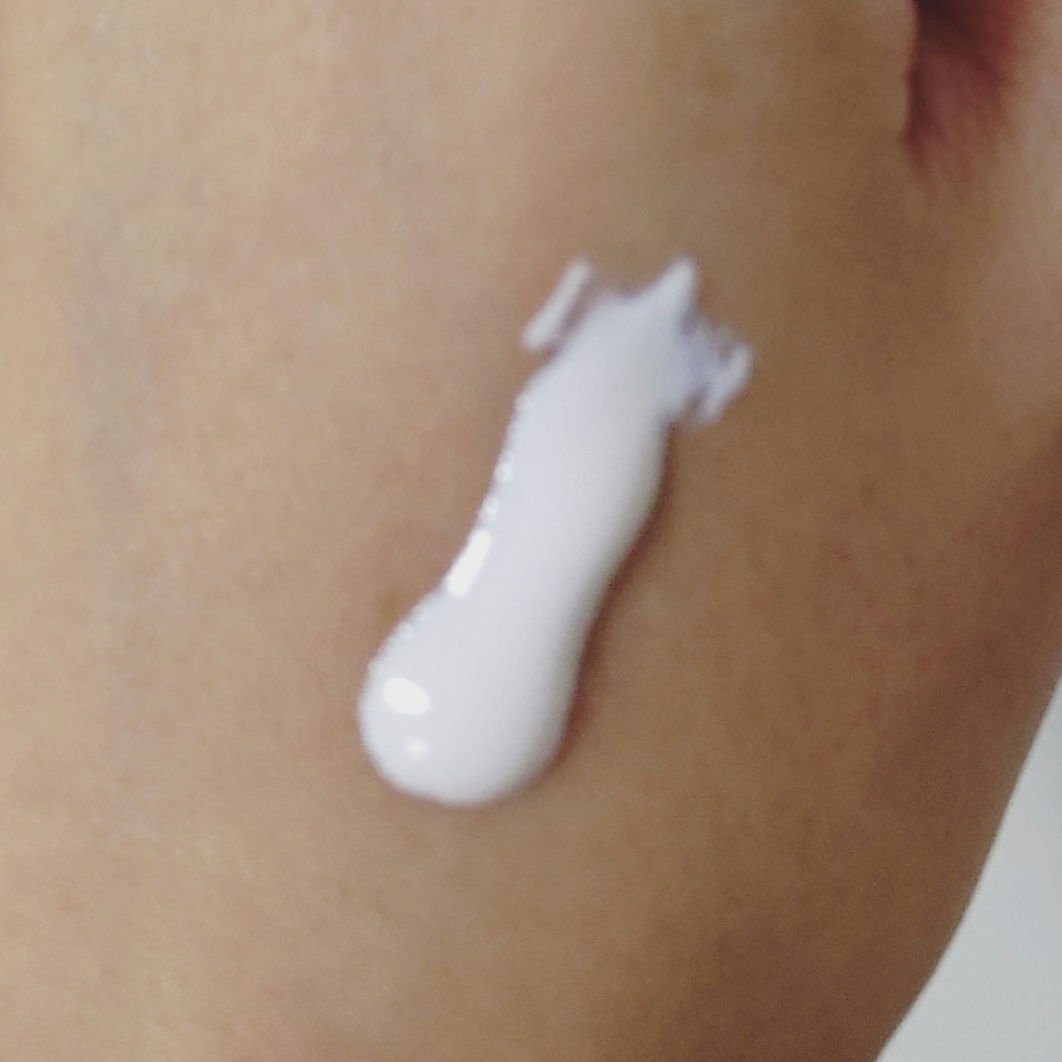 カーミングケア トーンアップサンスクリーン/BANOBAGI/日焼け止めクリームを使ったクチコミ（3枚目）