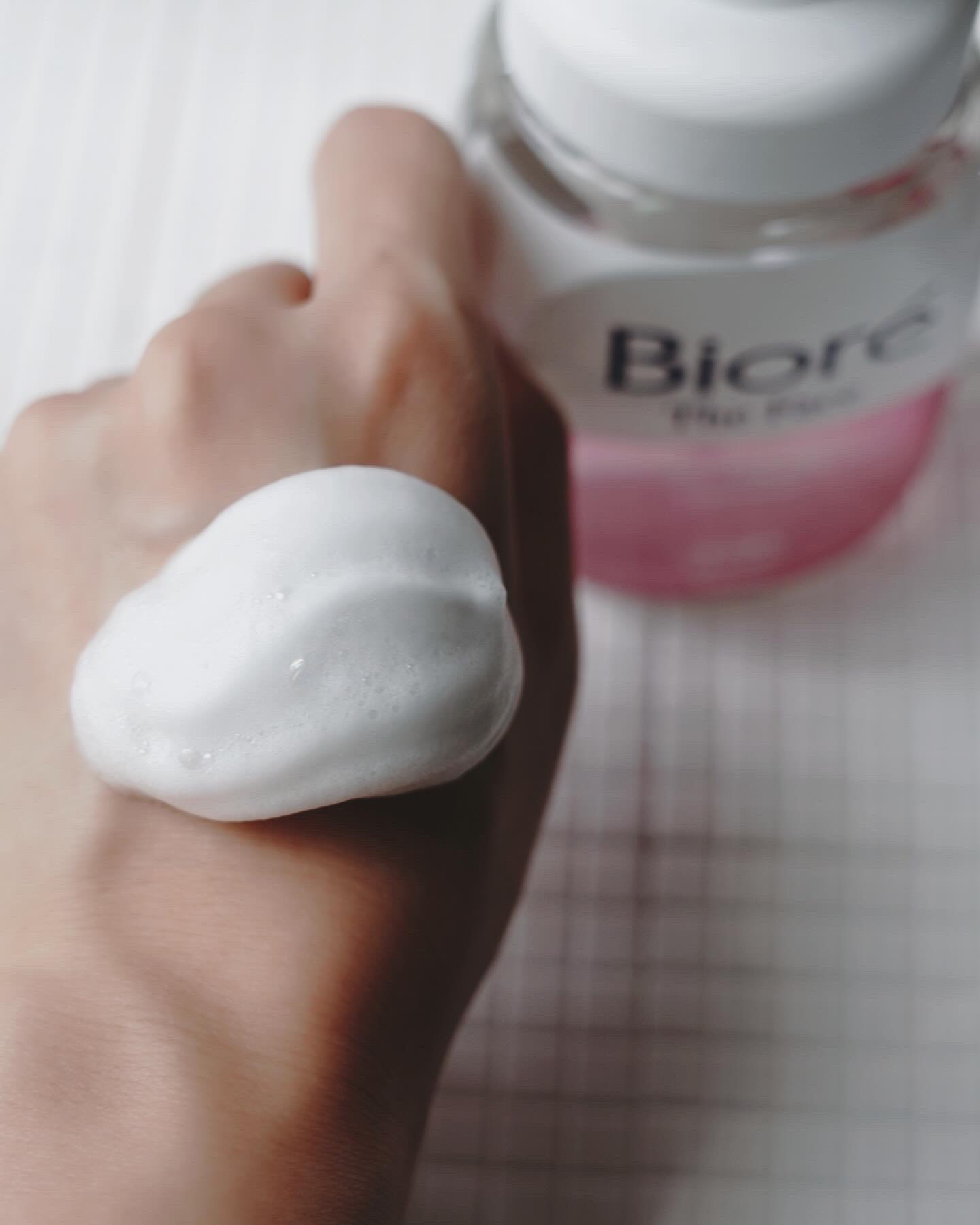 ビオレ ザフェイス 泡洗顔料 ディープモイスト/ビオレ/泡洗顔を使ったクチコミ（2枚目）