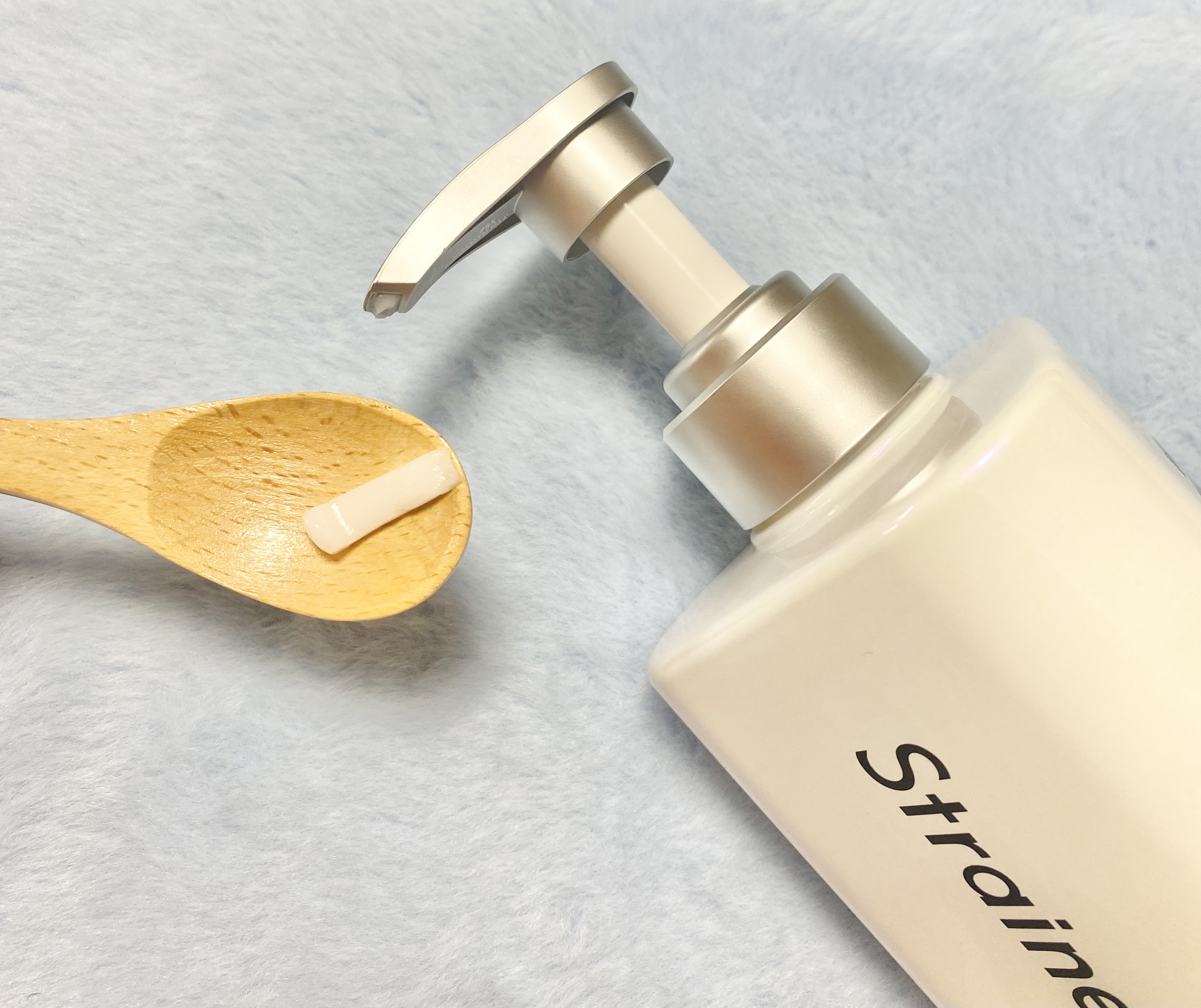 ストレートシャンプー/ストレートトリートメント ホワイトブロッサムの香り/Straine/市販シャンプーを使ったクチコミ（3枚目）