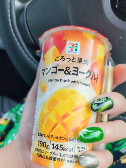 マンゴー&ヨーグルト/セブンプレミアム/飲むヨーグルトを使ったクチコミ(1枚目)