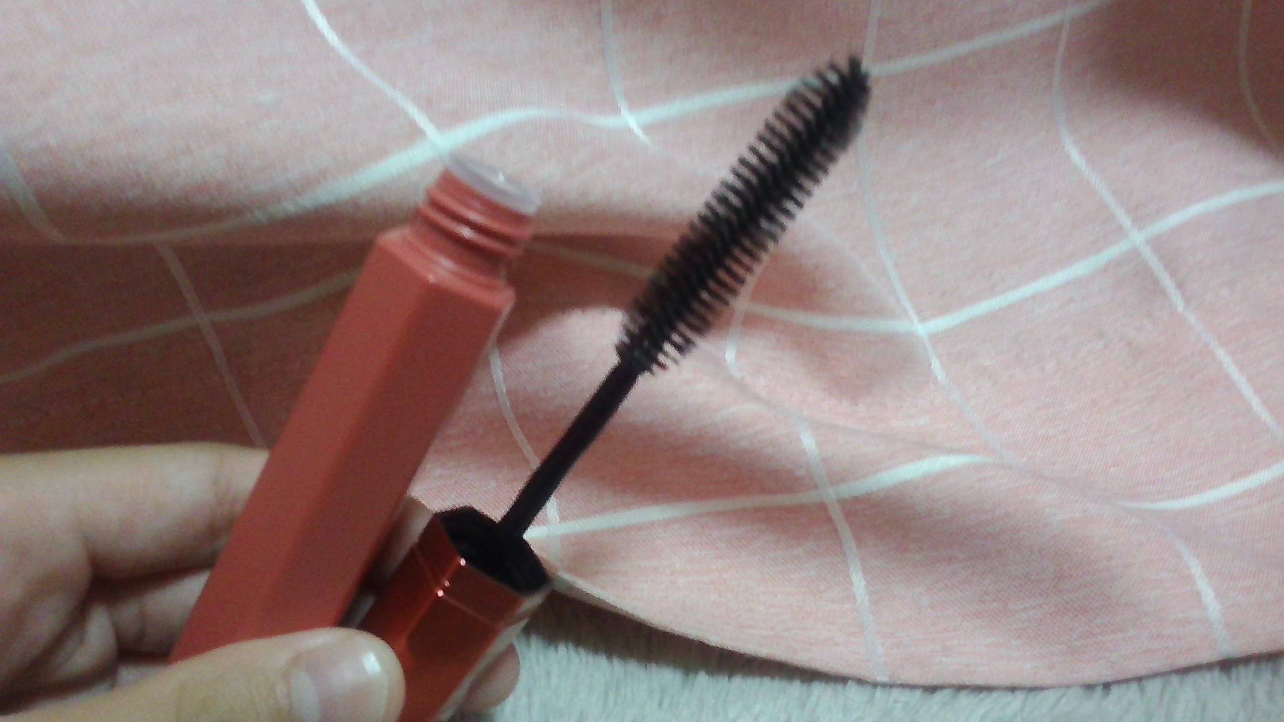 アンドハニー マトメイク スティック ミラクルホールド4.0 9g/&honey/ヘアジェルを使ったクチコミ（2枚目）