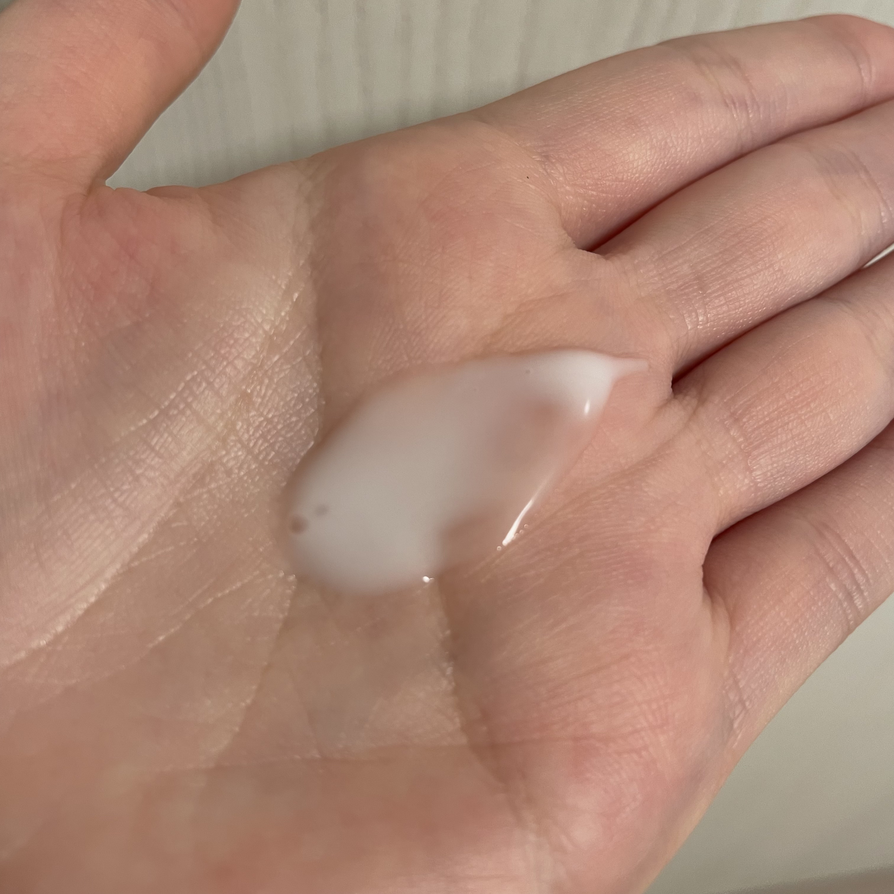 ケアセラ APフェイス＆ボディ乳液 200mL/ケアセラ/ボディミルクを使ったクチコミ（2枚目）