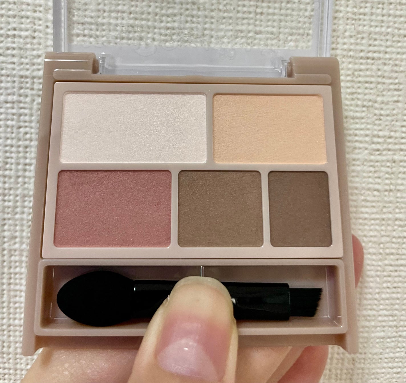 パーフェクトマルチアイズ/キャンメイク/アイシャドウパレットを使ったクチコミ(2枚目)