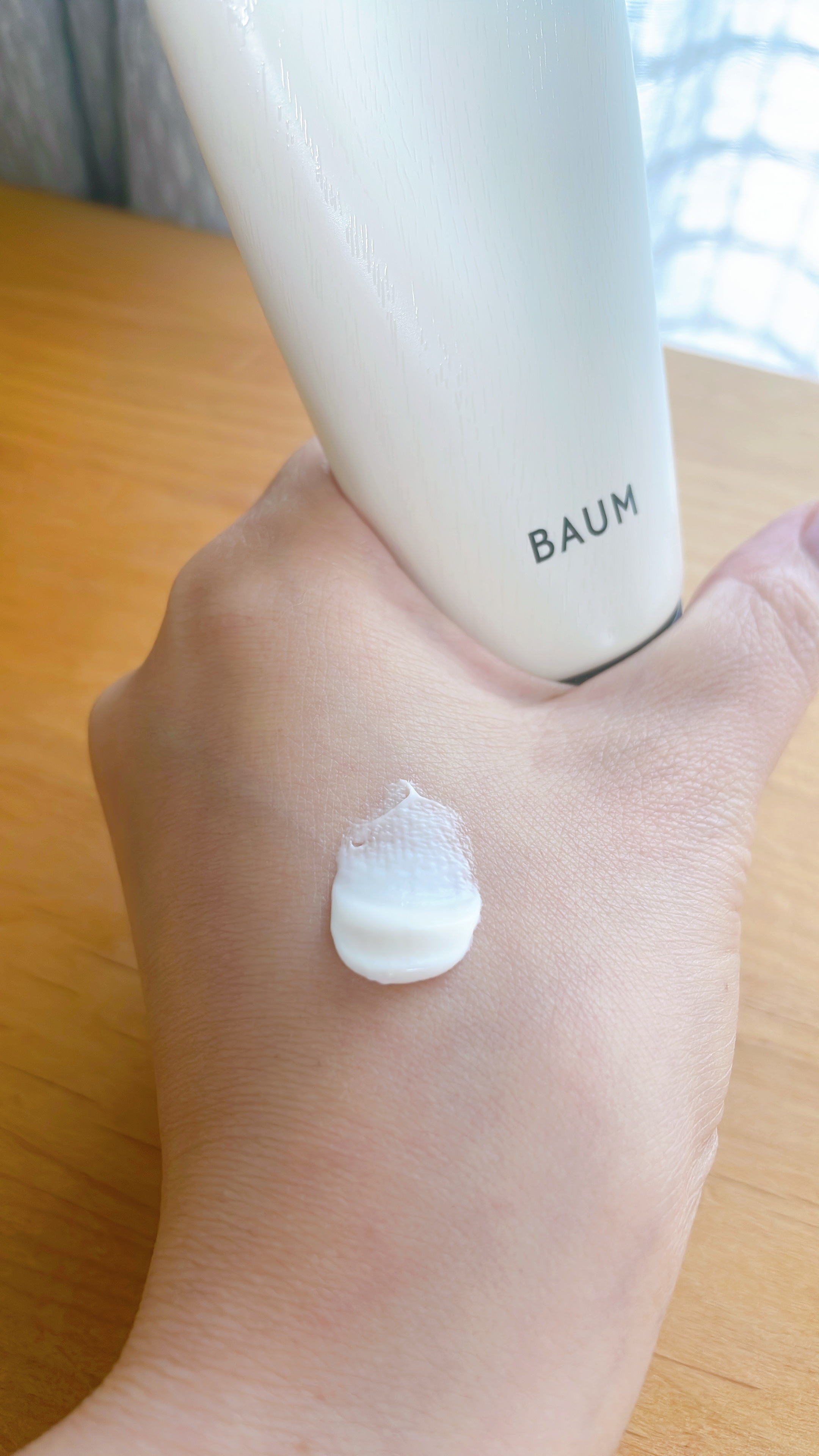 バウム アロマティック ハンドクリーム n シンフォニー オブ ツリー/BAUM/ハンドクリームを使ったクチコミ（2枚目）