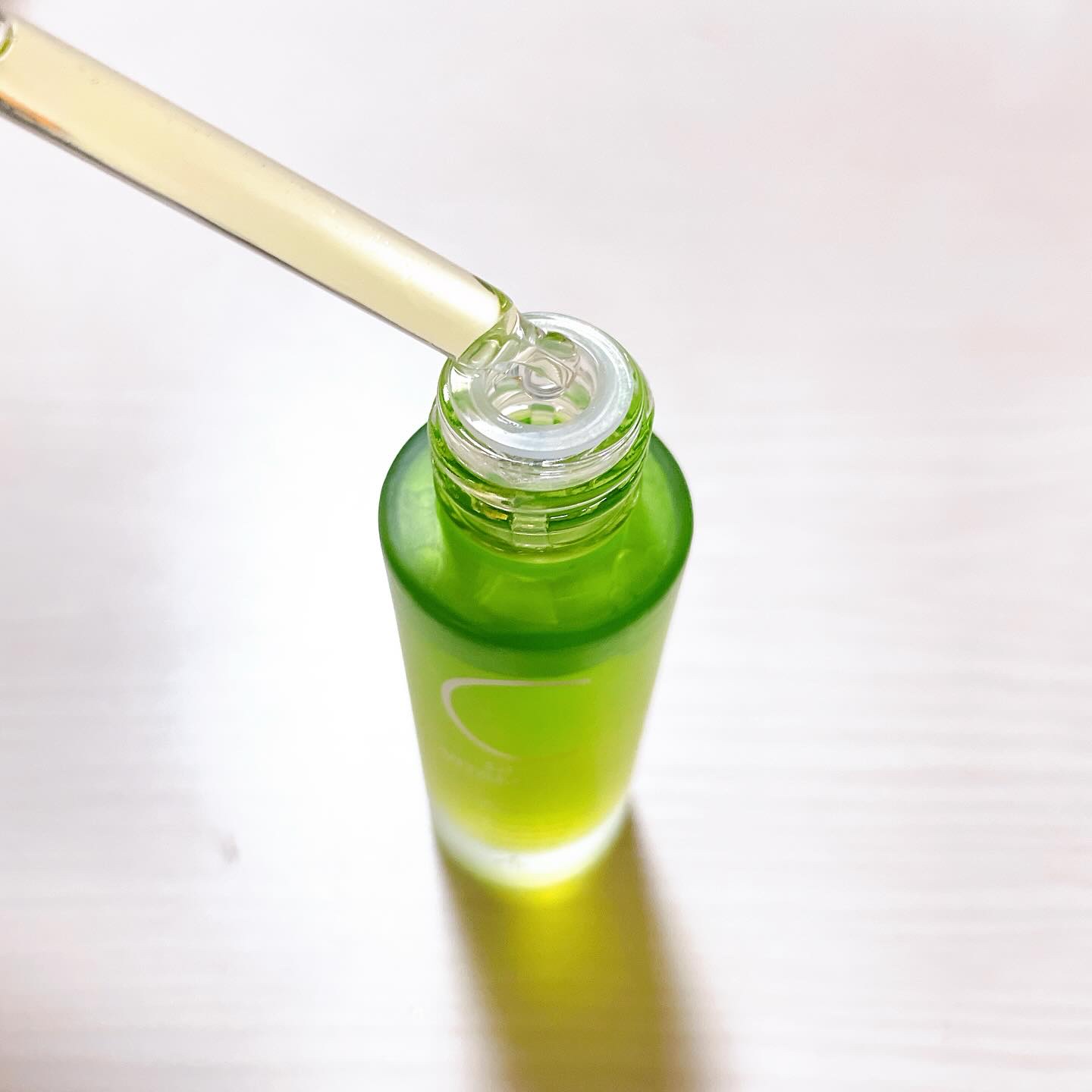 アリウル グリーンビタミンC トーニングセラム(アンプル)/Ariul/美容液を使ったクチコミ（2枚目）