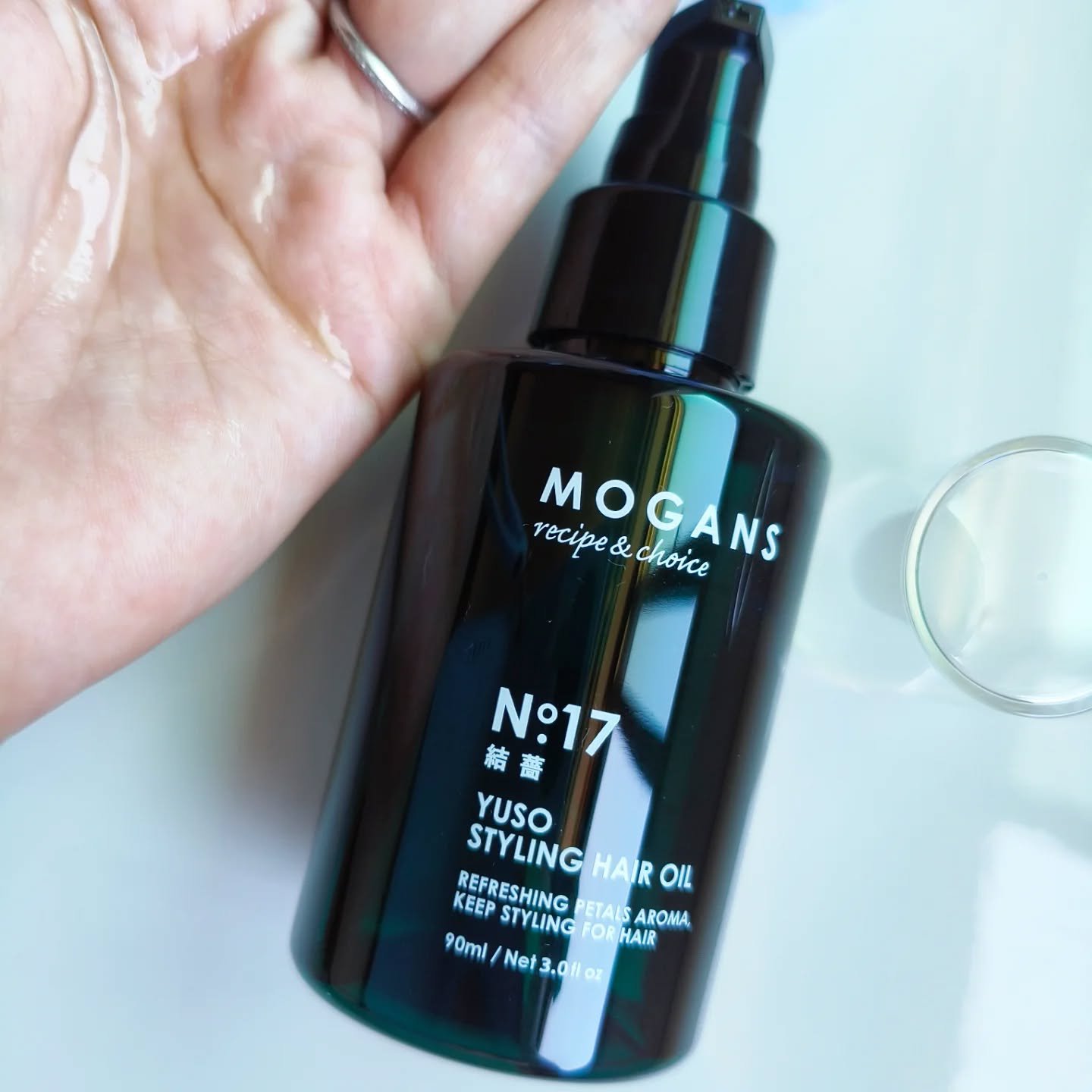 スタイリング ヘアオイル 結薔/MOGANS/ヘアオイルを使ったクチコミ（2枚目）