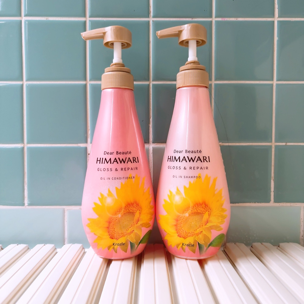 ディアボーテ　HIMAWARI
オイルインシャンプー＆コンディショナー
(グロス＆リペア)

髪のうねりが起こりやすいタイミングに着目し、湿気やブラッシングなどによるひっぱりダメージをケア✨

シャンプーは比較的サラッとしたテクスチャーで泡