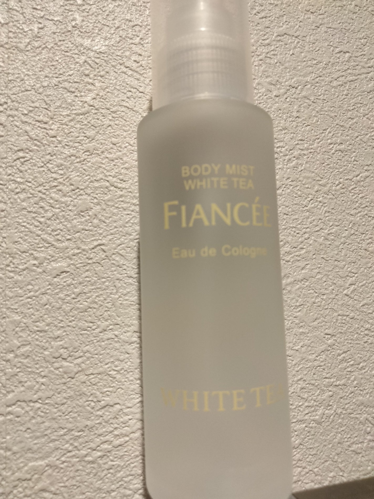 ボディミスト ホワイトティーの香り/フィアンセ/香水を使ったクチコミ(1枚目)