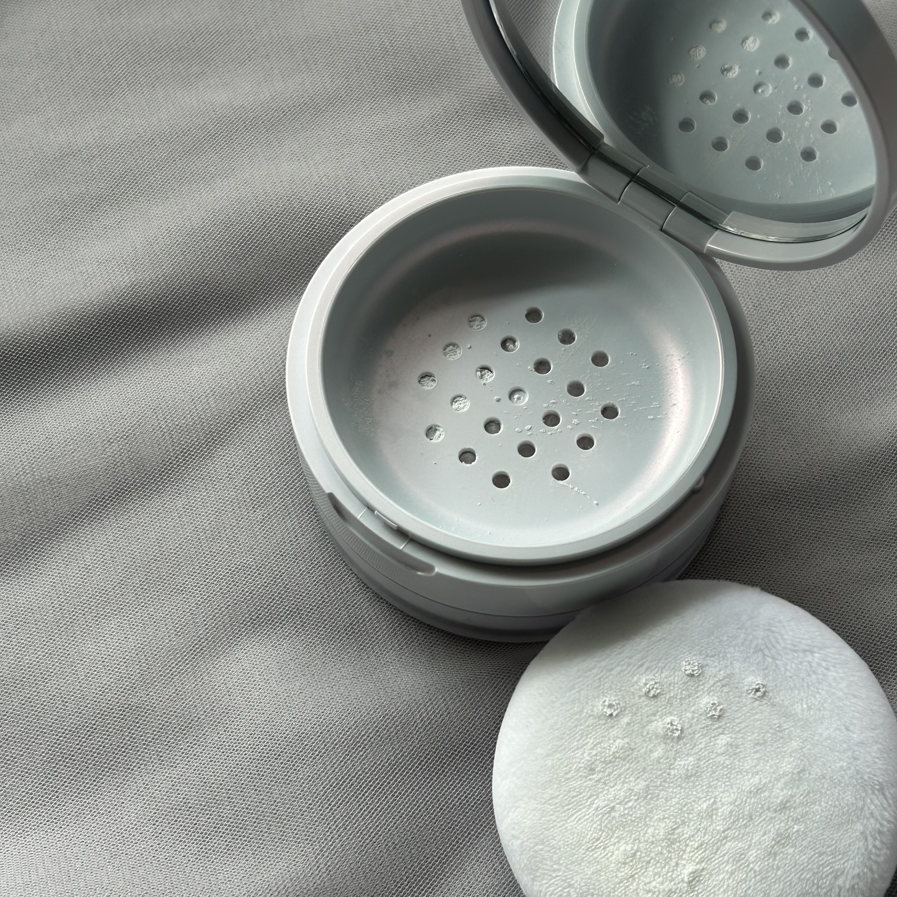 マスクフィットUVクールパウダー/TIRTIR(ティルティル)/ルースパウダーを使ったクチコミ（3枚目）