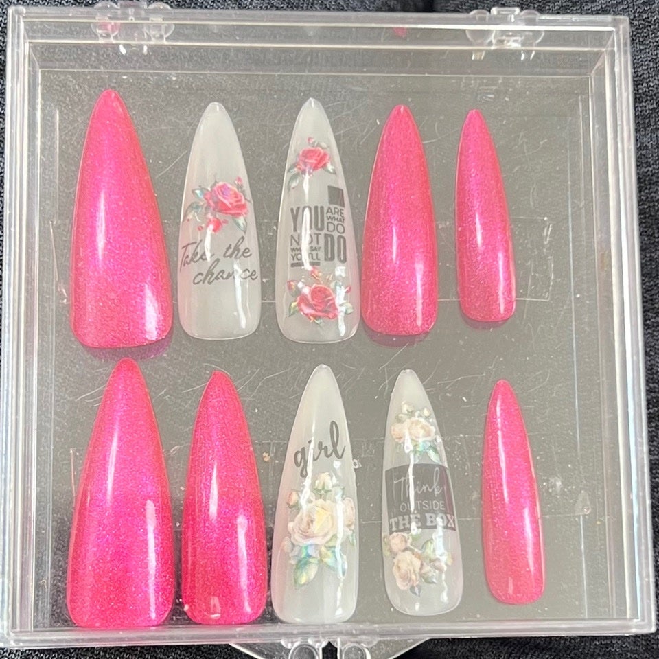 ひろ♡ フォロバ on LIPS 「久しぶりの投稿!今は1枚目のクリアフレンチネイルをしてます😌ず..」(5枚目)