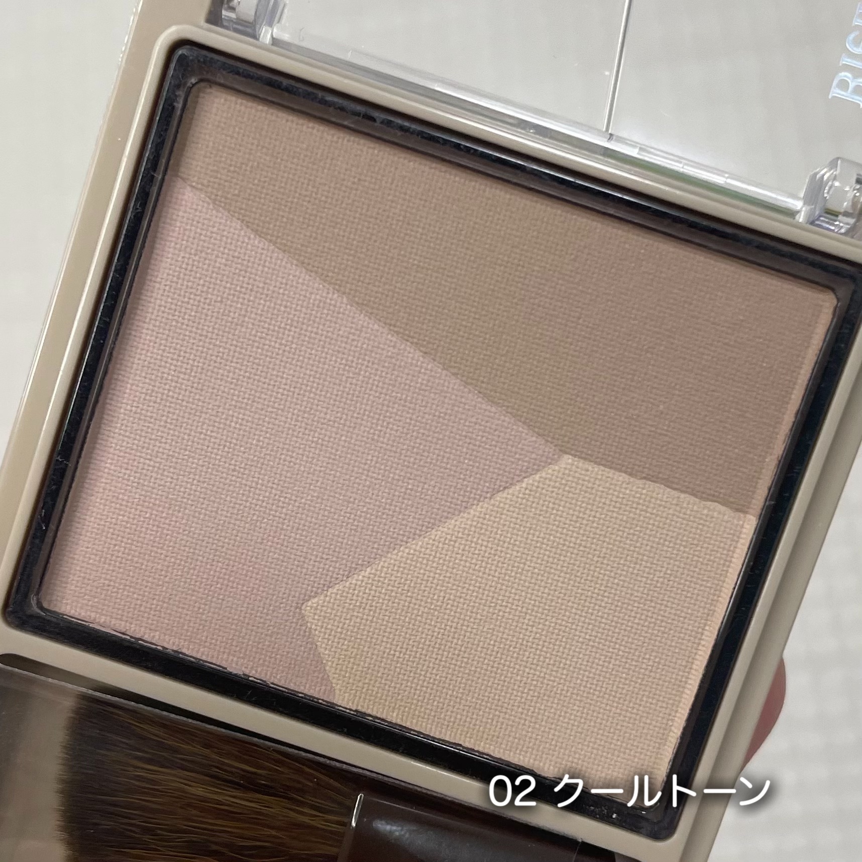 ブレンドカラーシェーディング/CEZANNE/シェーディングを使ったクチコミ（3枚目）