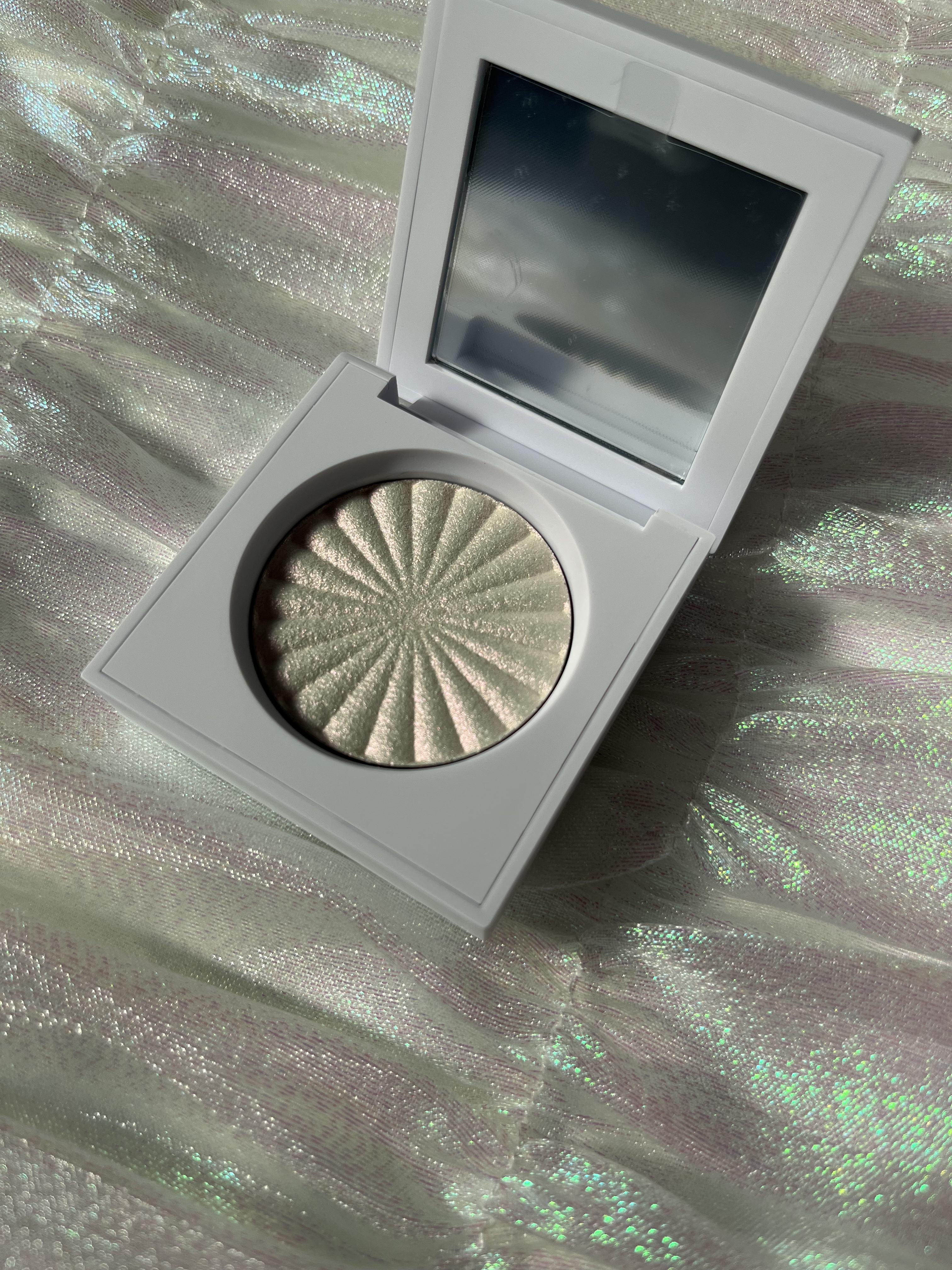 OFRA mini Highlighter/Ofra Cosmetics/パウダーハイライトを使ったクチコミ（2枚目）