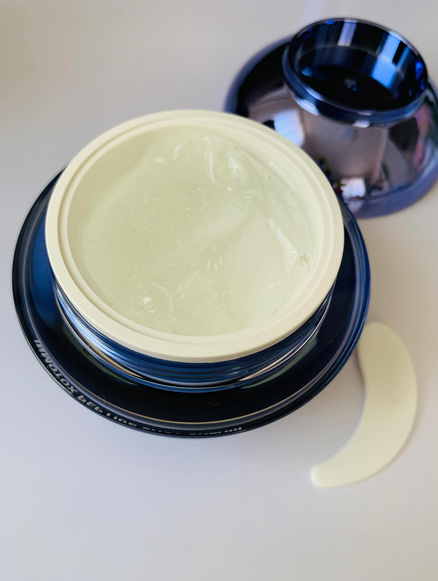 インモトックス小顔リフトアップペプチドショットクリーム＆吸引ジェット/MEDITHERAPY/フェイスクリームを使ったクチコミ（2枚目）