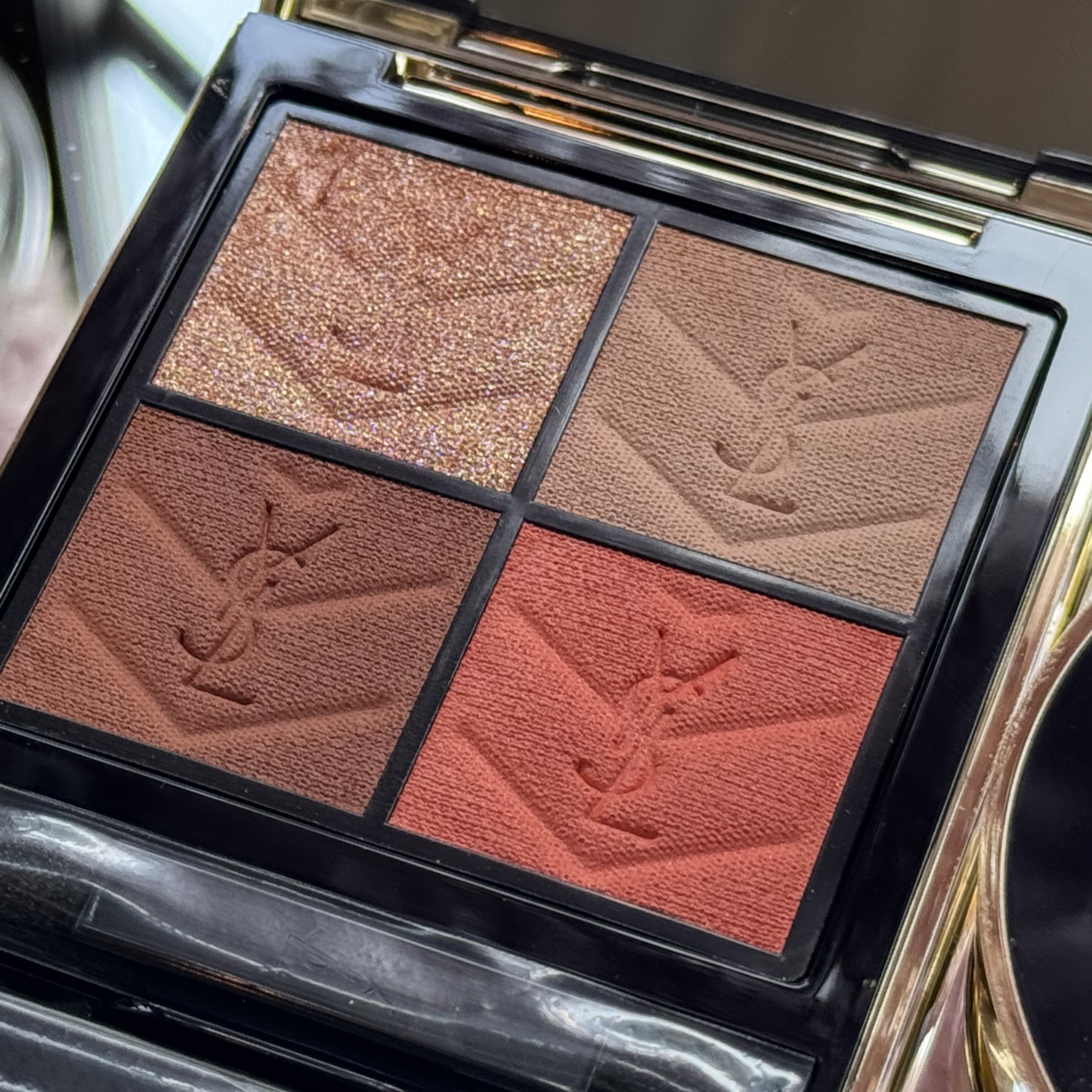 YSL メイクミーブラッシュ パウダー 57 CORAL CRUSH/YVES SAINT LAURENT BEAUTE/パウダーチークを使ったクチコミ（2枚目）