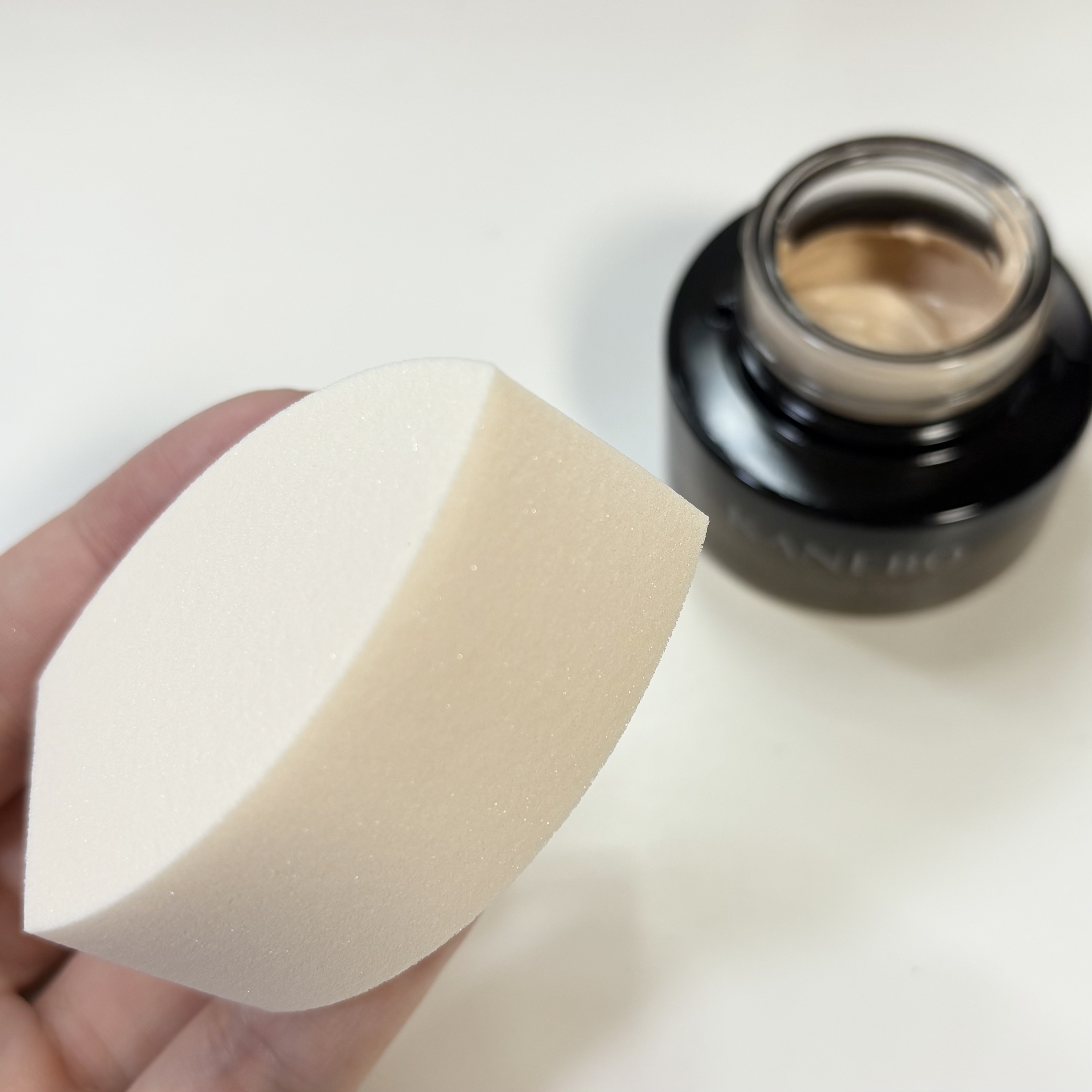 カネボウ スムースフィットスポンジ/KANEBO/パフ・スポンジを使ったクチコミ（2枚目）