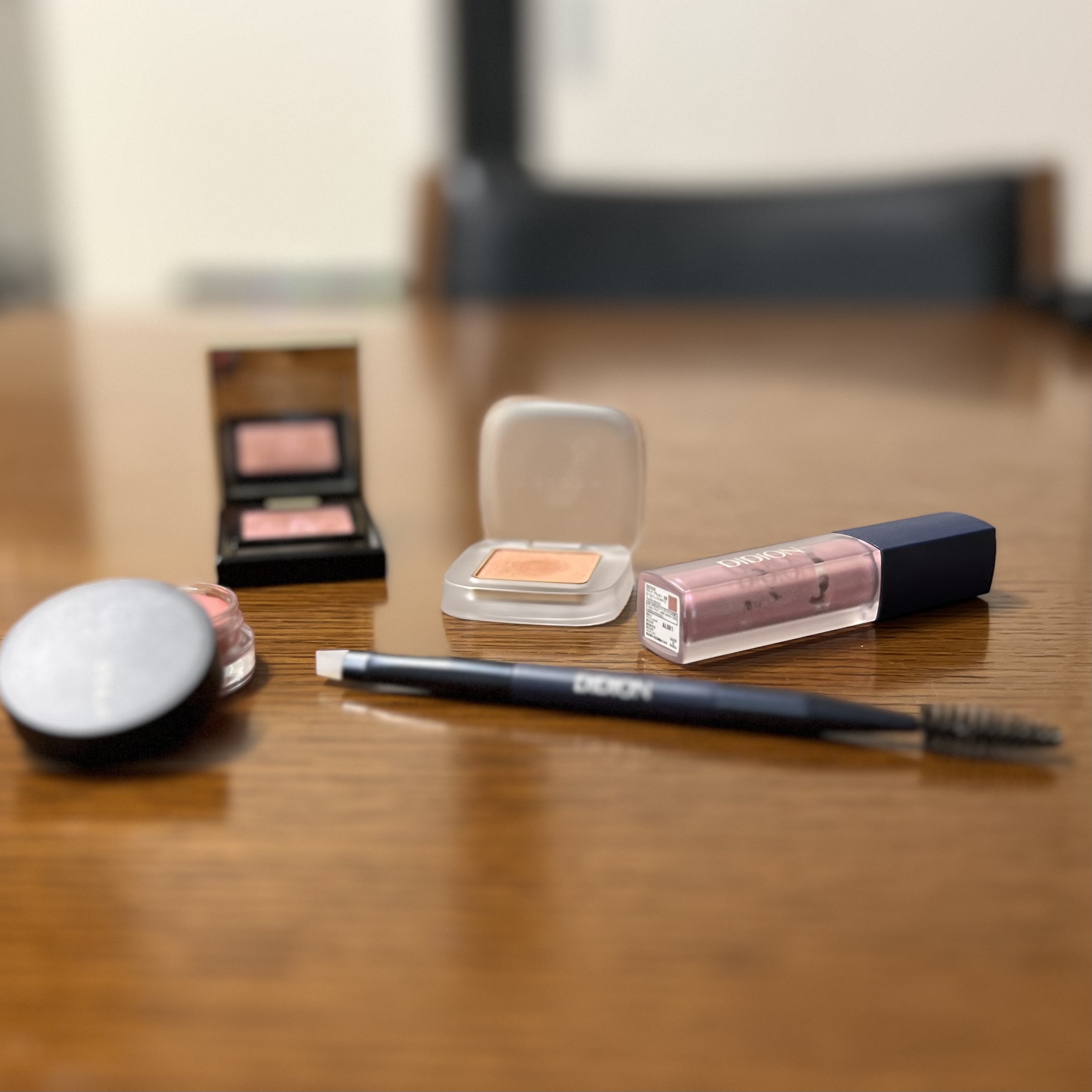 ニュアンス フェイスカラー 09  Sasayaki 〈ささやき〉/OSAJI/ジェル・クリームチークを使ったクチコミ（1枚目）