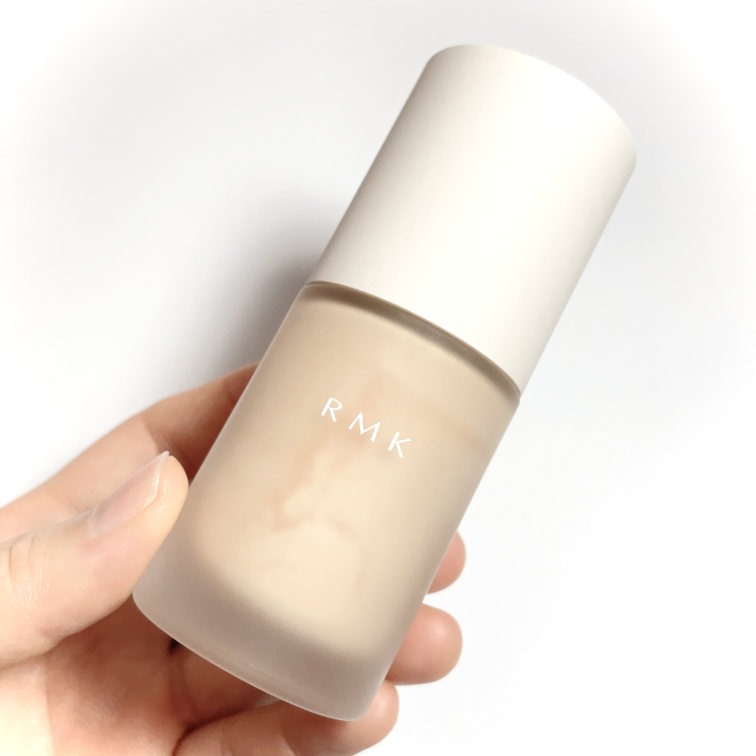 RMK リクイドファンデーション フローレスカバレッジ/RMK/リキッドファンデーションを使ったクチコミ（1枚目）