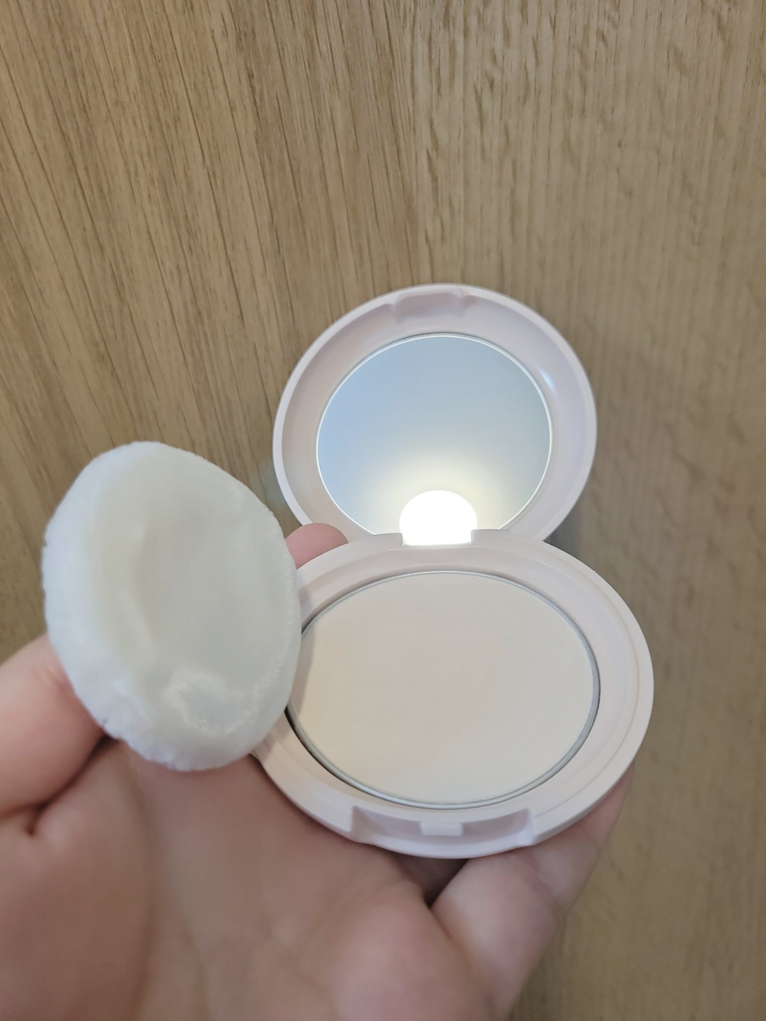 エテュセ スキンケアパウダー (プレスト)/ettusais/プレストパウダーを使ったクチコミ（3枚目）