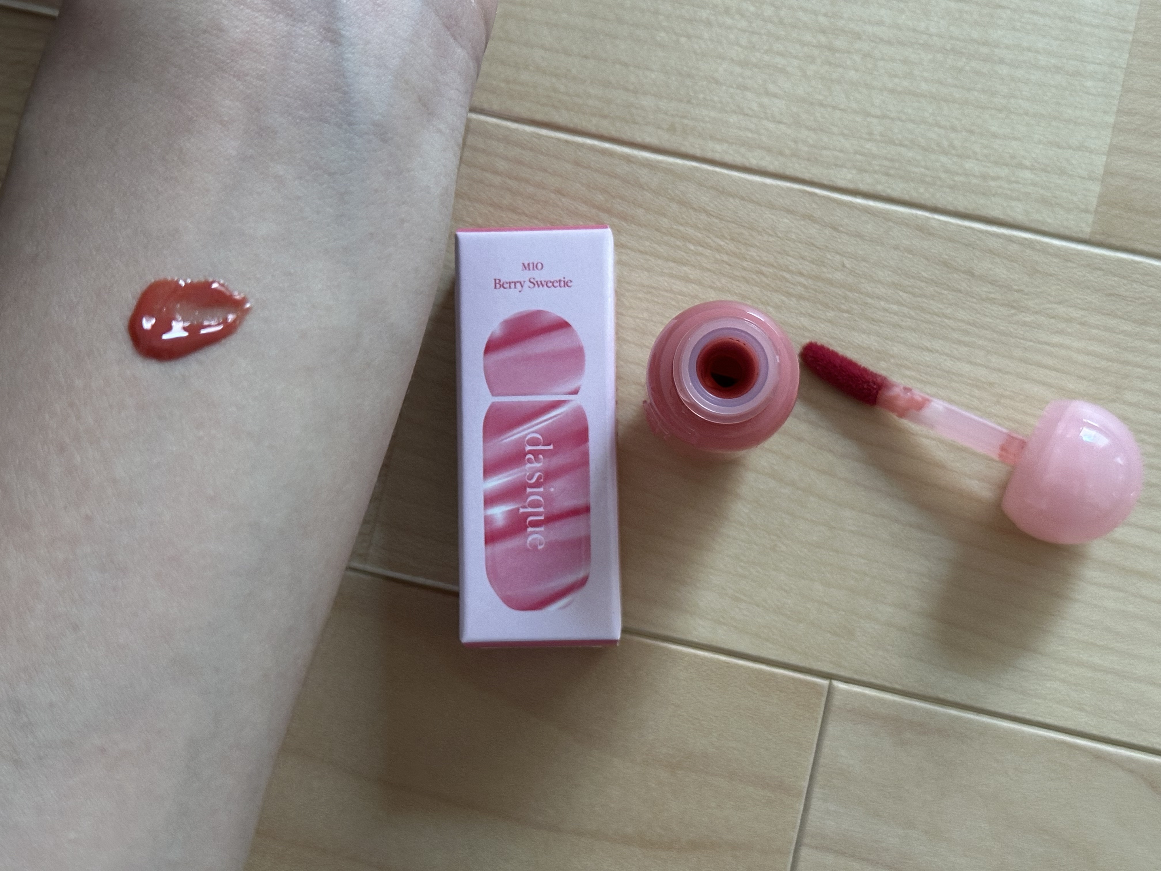 ジューシーデューイグロウティント 10 ベリースウィーティー/dasique/リップティントを使ったクチコミ（3枚目）