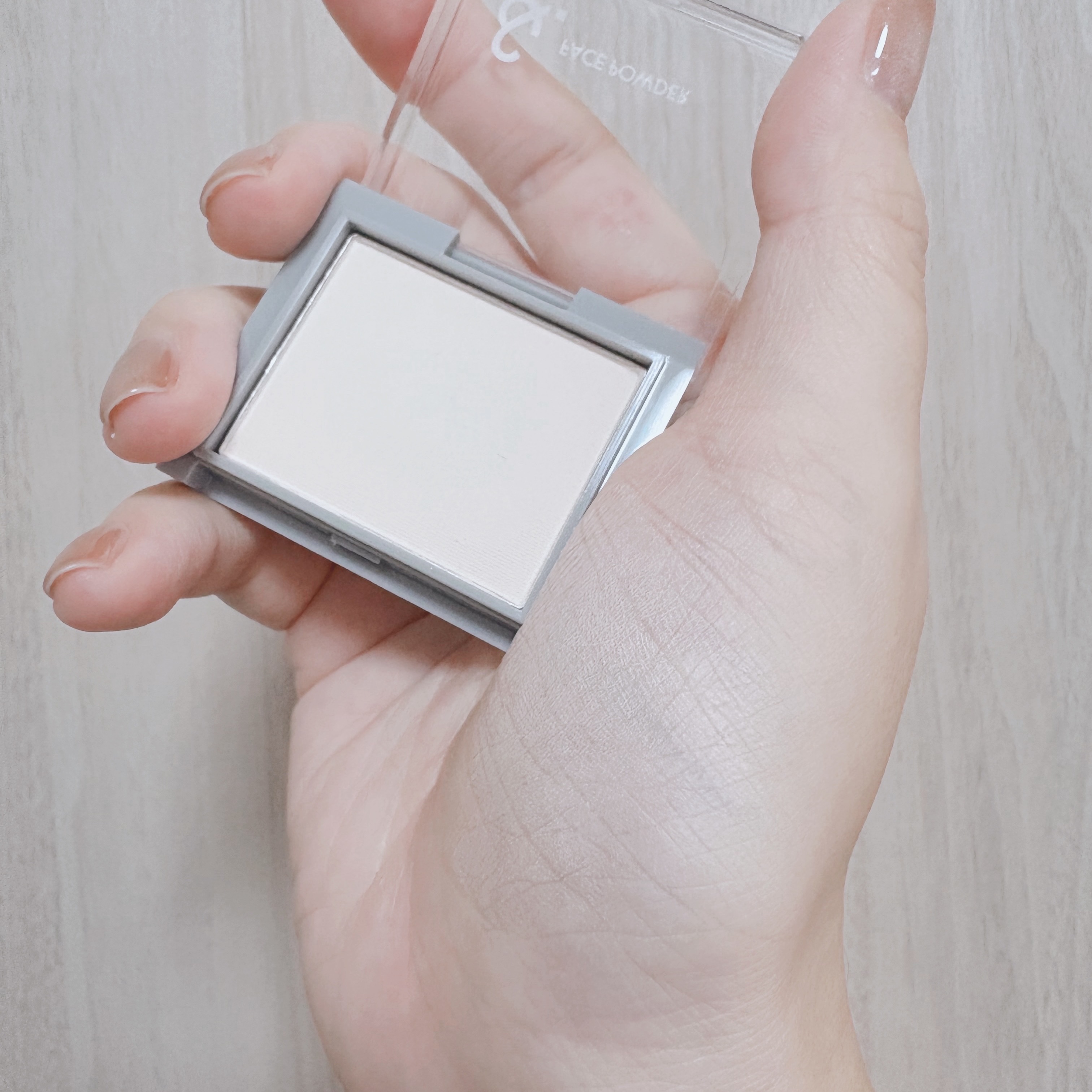 ＆.フェイスパウダー/DAISO/プレストパウダーを使ったクチコミ（3枚目）