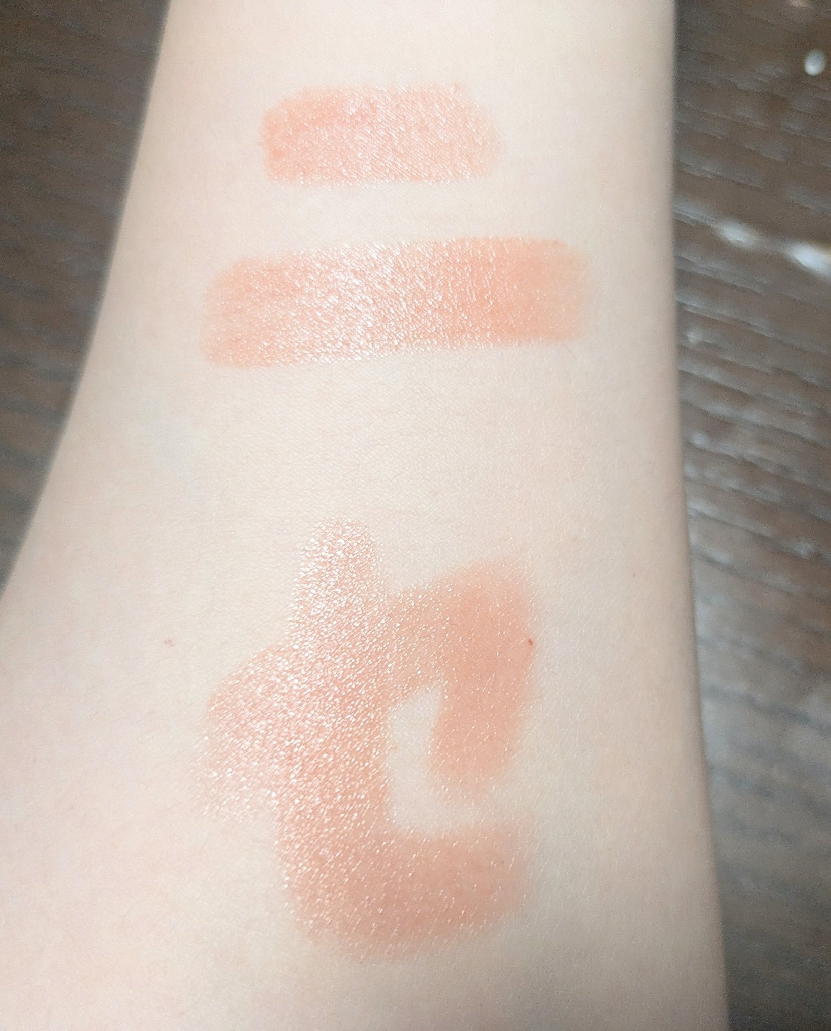 ニベア リッチケア＆カラーリップ 色持続タイプ/ニベア/リップクリームを使ったクチコミ（2枚目）