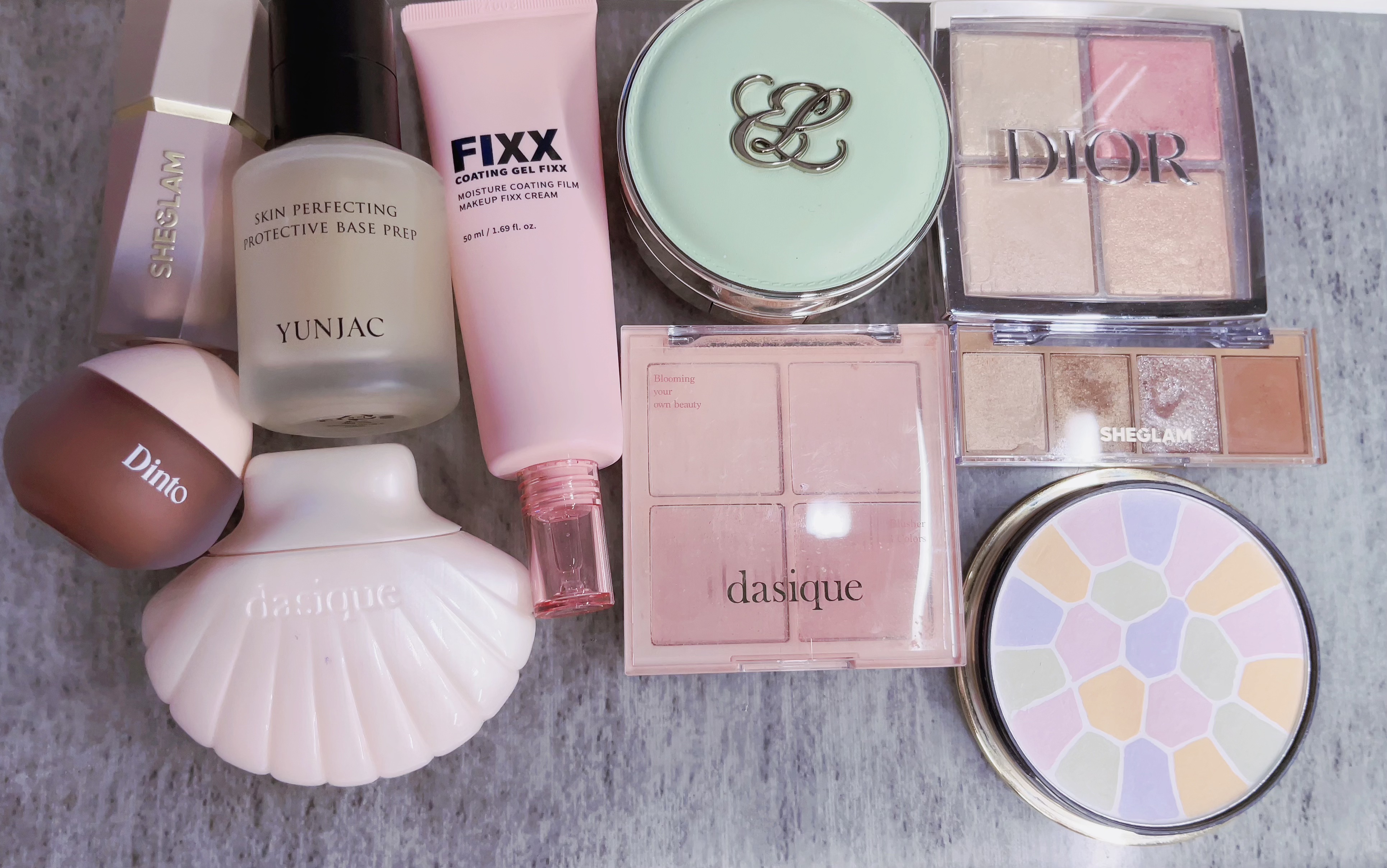 ディオール バックステージ フェイス グロウ パレット/Dior/ハイライトを使ったクチコミ（2枚目）