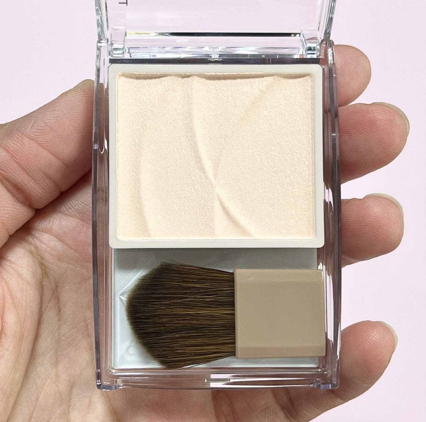 トーンフィルターハイライト/CEZANNE/パウダーハイライトを使ったクチコミ(5枚目)