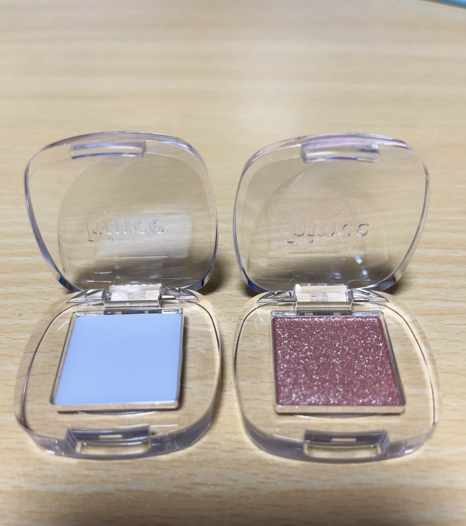 hince シングルアイシャドウのクチコミ「メガポで購入しました。

これ単色でアイメイクが完成させられるので忙しい日に重宝します🥰
可愛.....」（1枚目）