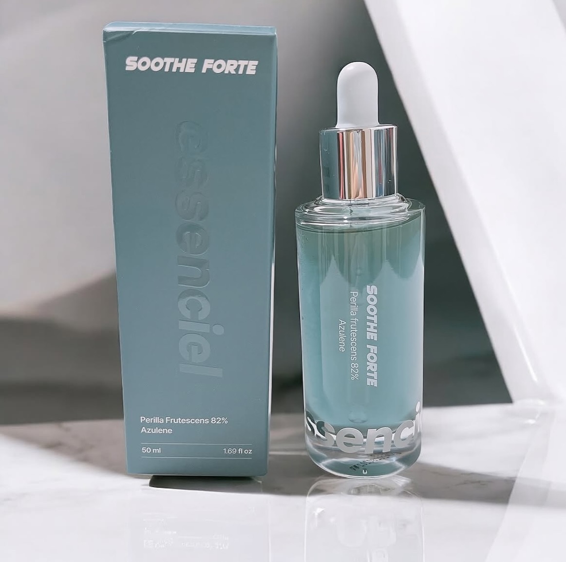 SOOTHE FORTE SERUM/essenciel/ブースター・導入液を使ったクチコミ（1枚目）